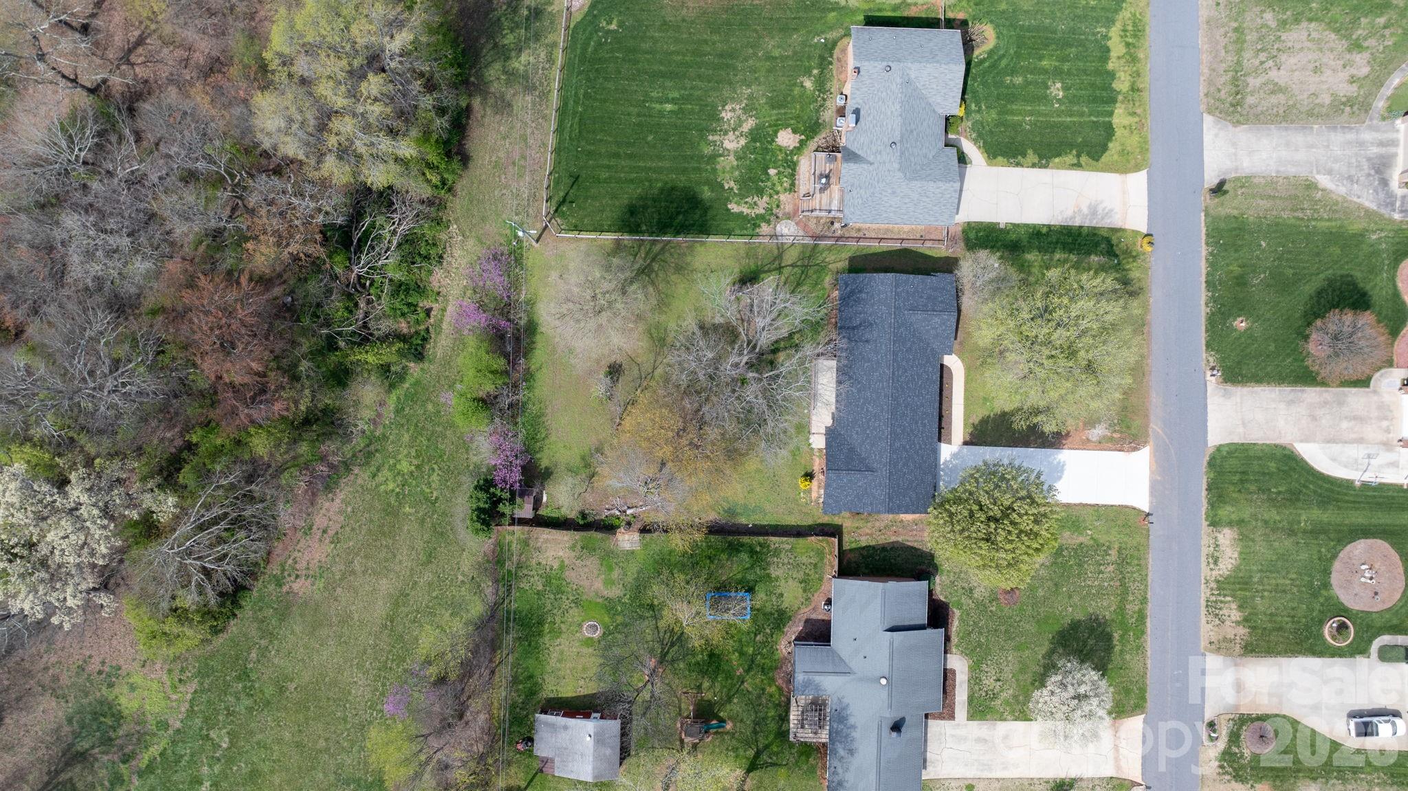 715 Sunridge Drive Property Photo 37