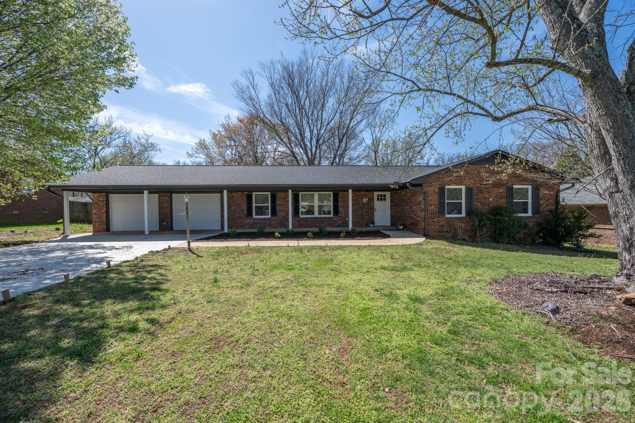 715 Sunridge Drive Property Photo 40