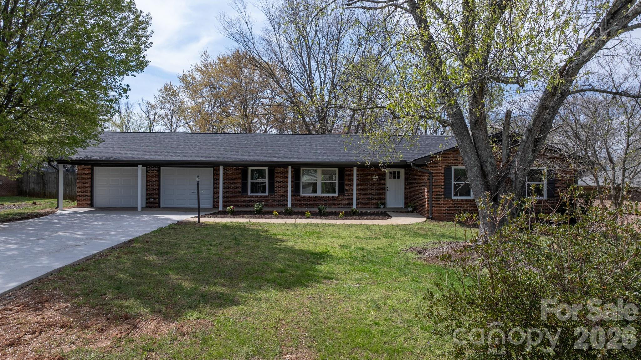 715 Sunridge Drive Property Photo 42