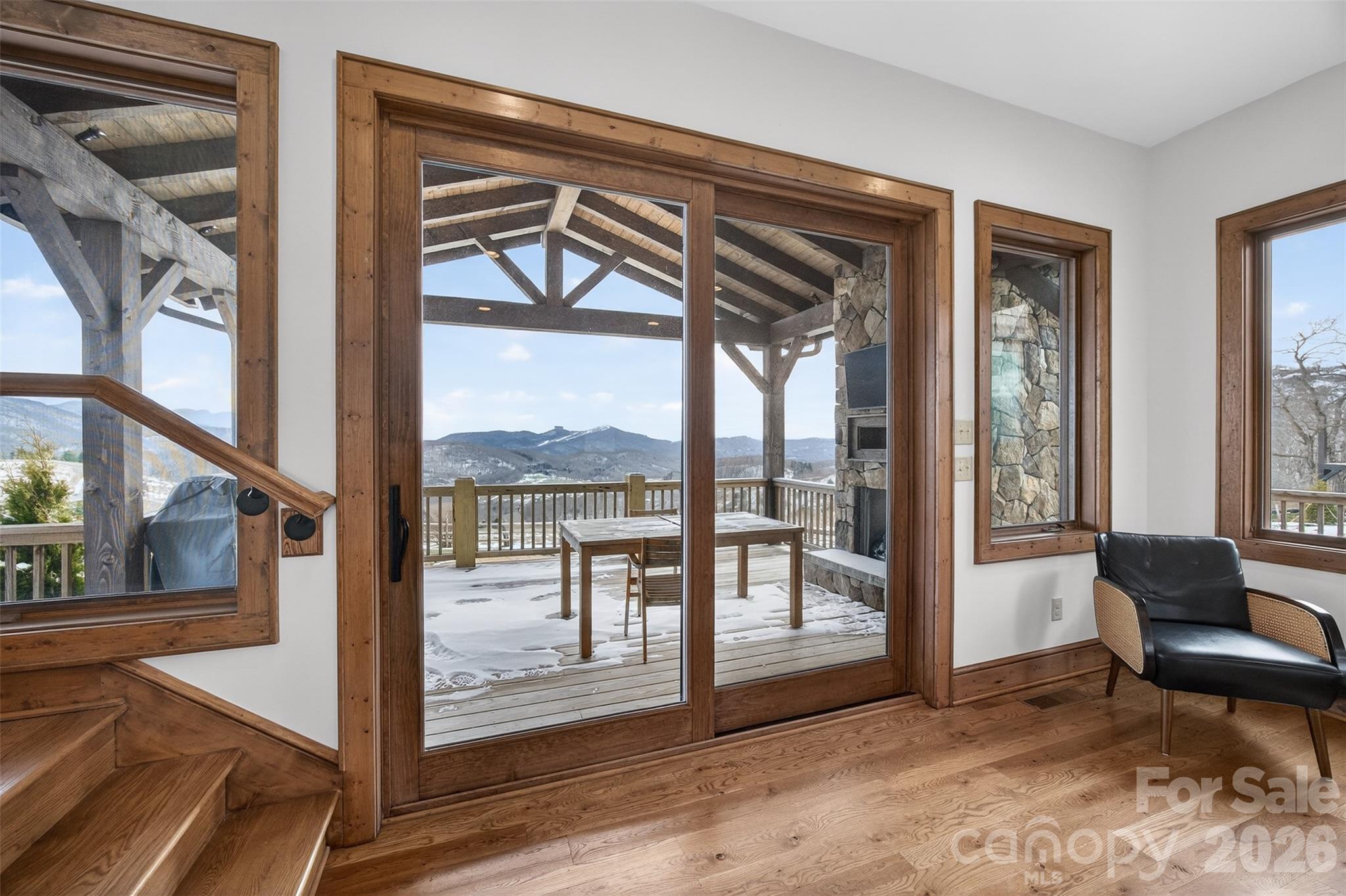 352 Great Sky Drive Property Photo 15