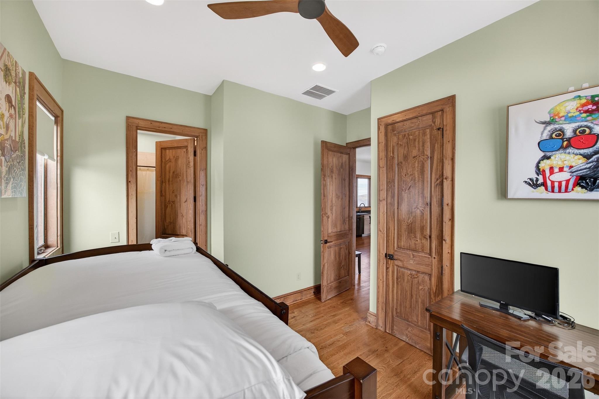 352 Great Sky Drive Property Photo 20