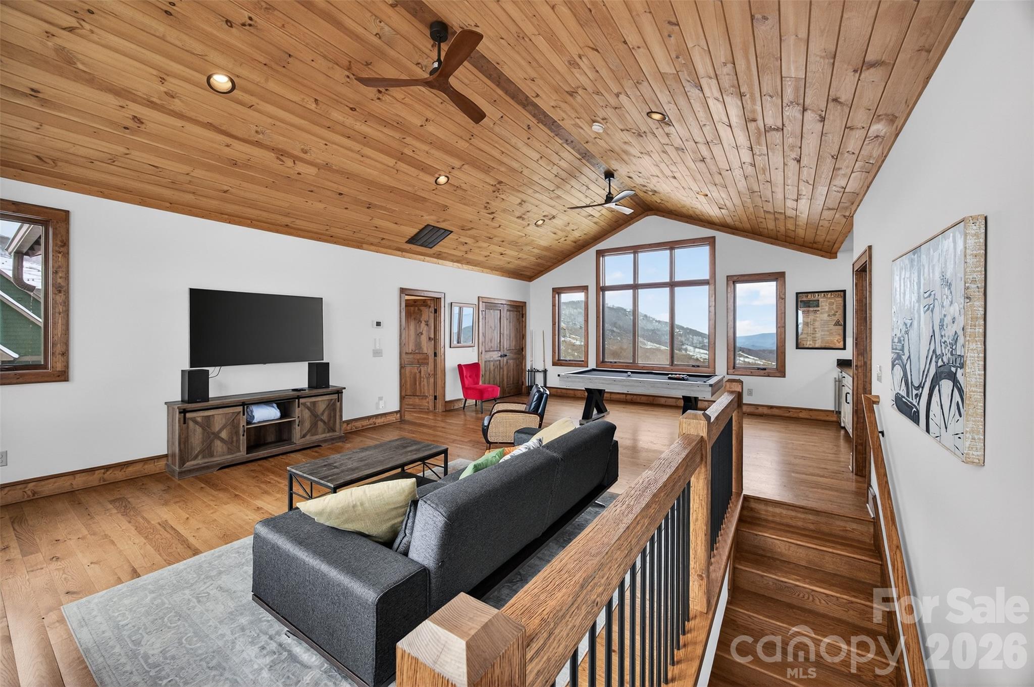 352 Great Sky Drive Property Photo 23