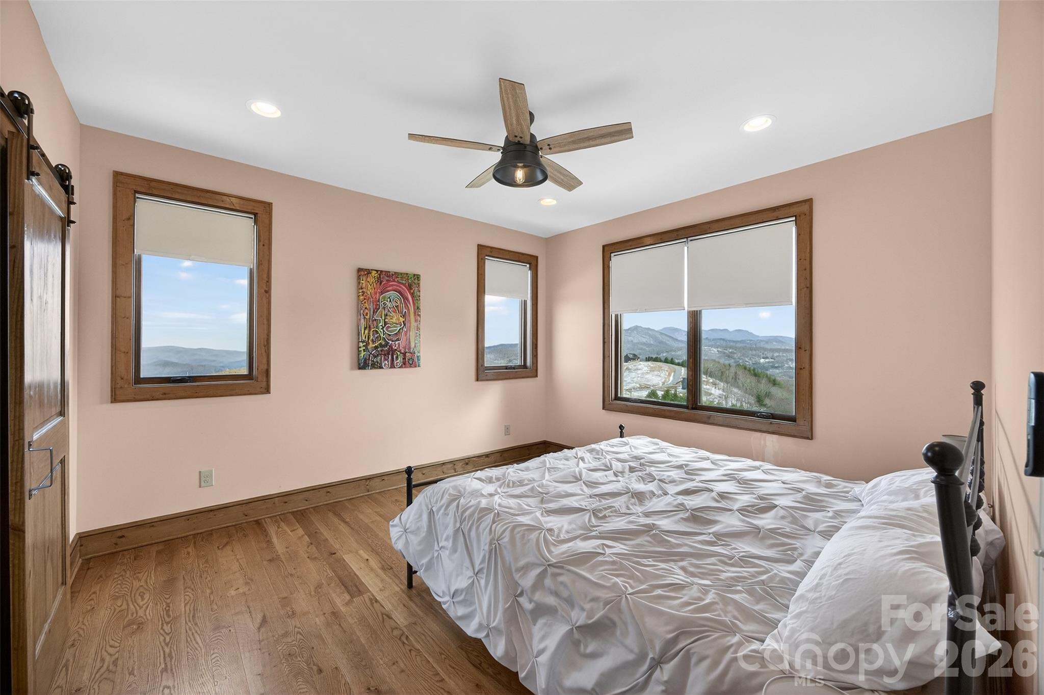 352 Great Sky Drive Property Photo 24