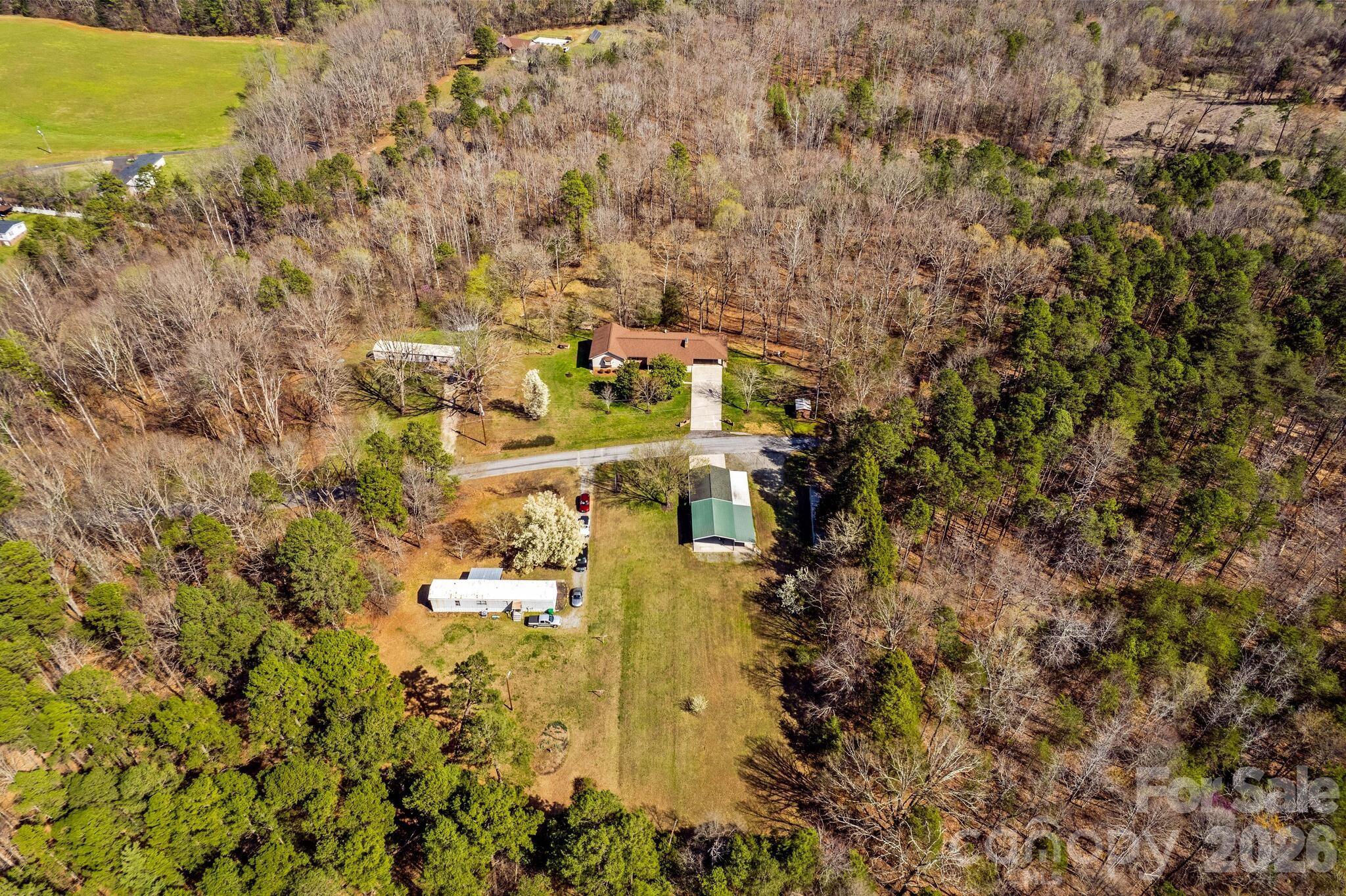 5075 Lakeview Drive Property Photo 7