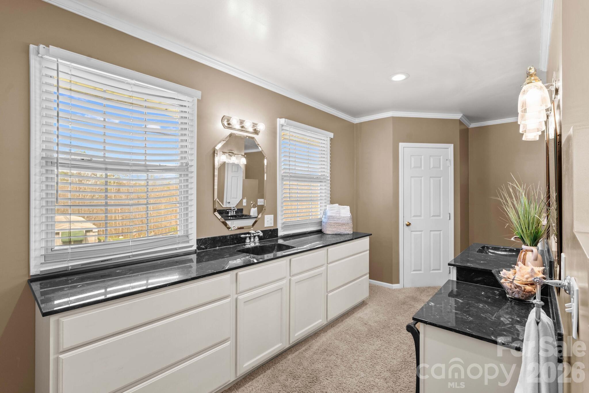 5075 Lakeview Drive Property Photo 25