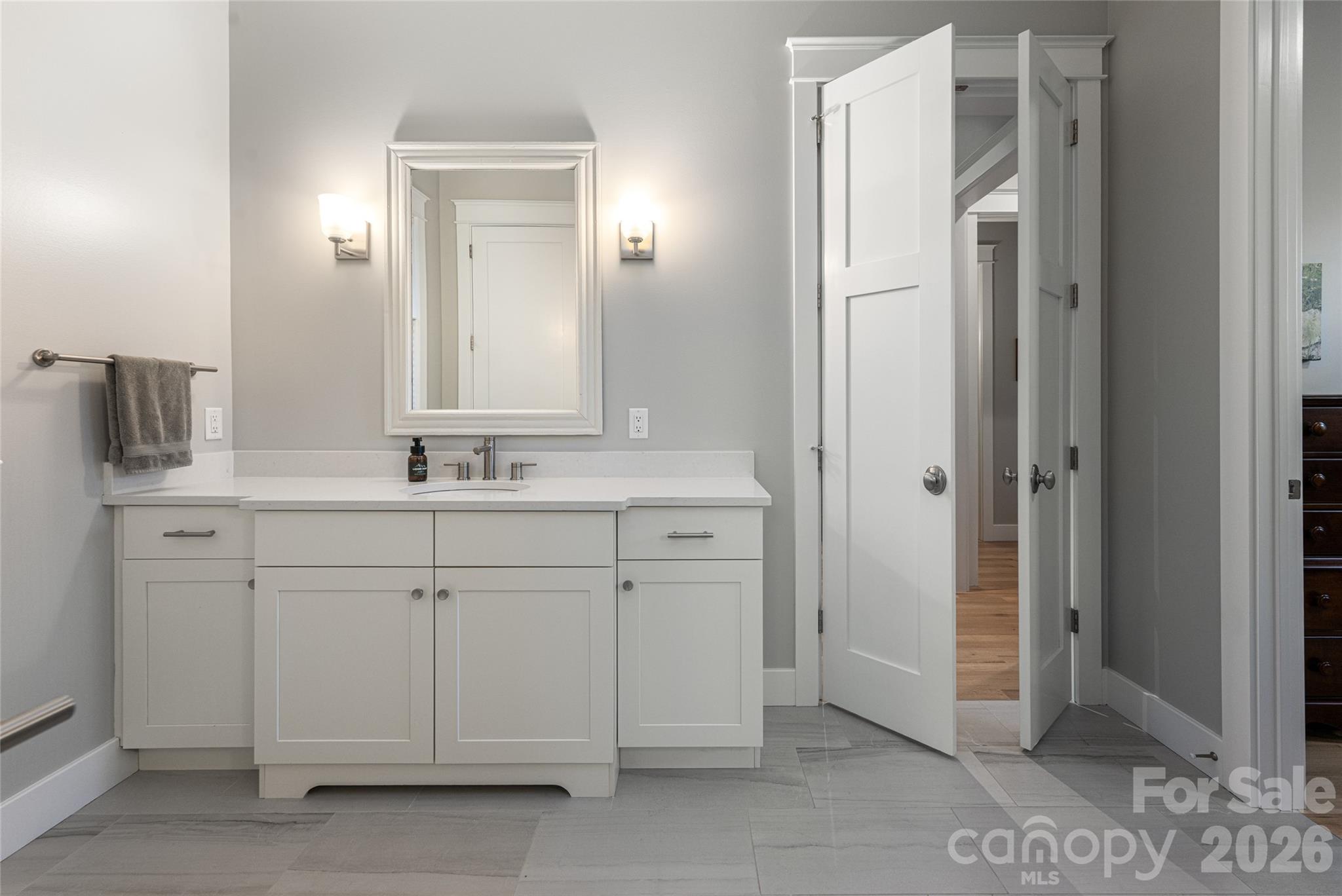 450 Barrington Drive Property Photo 22