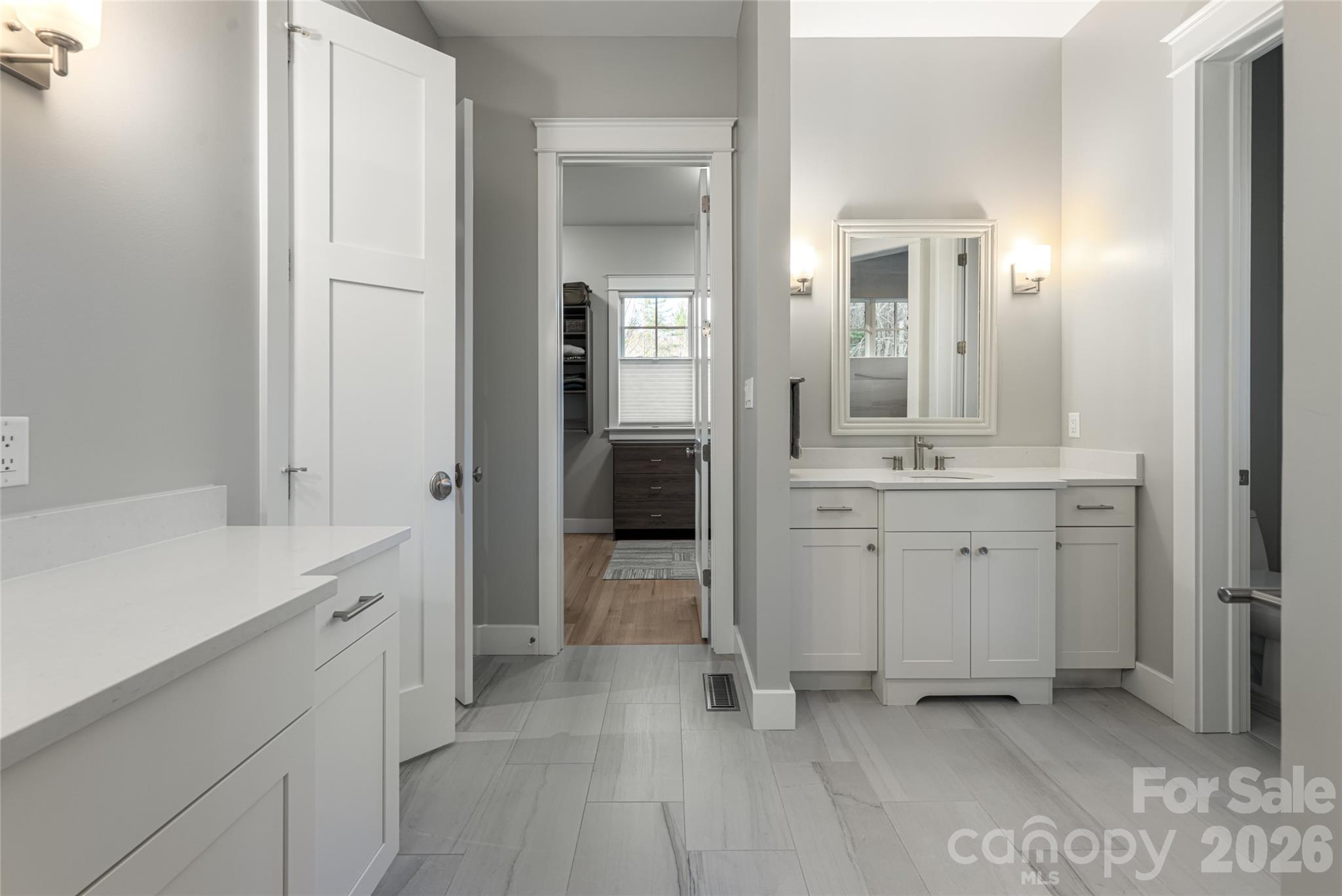 450 Barrington Drive Property Photo 23