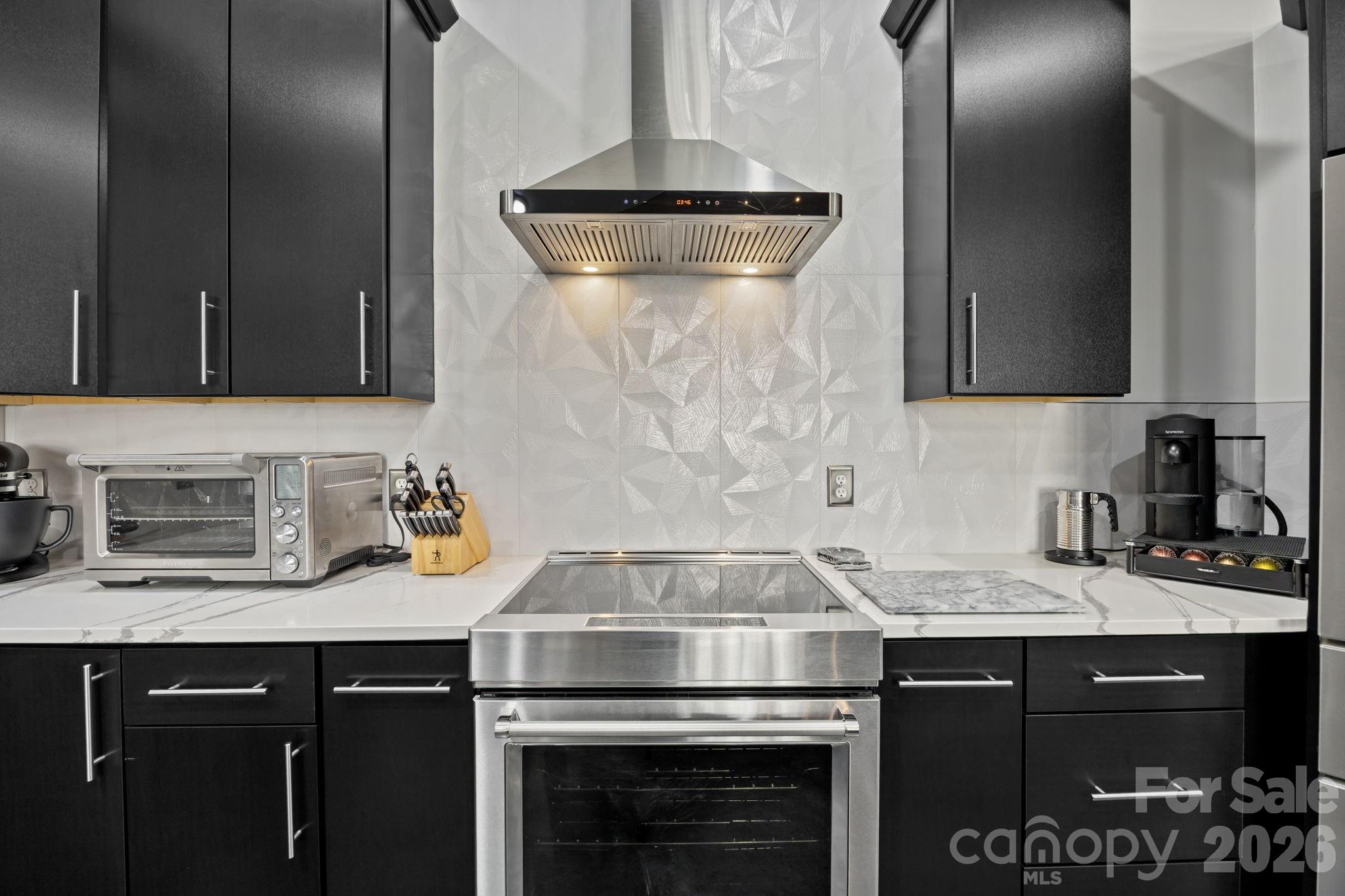 921 Westmere Avenue Property Photo 14