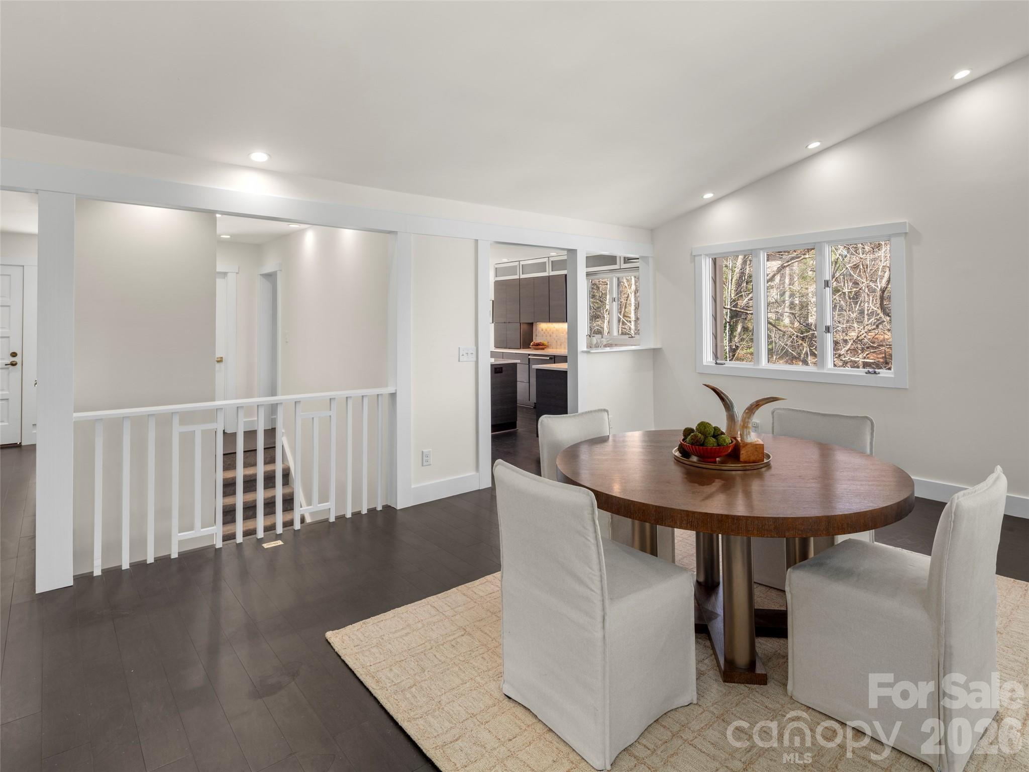 3501 Timber Trail Property Photo 4