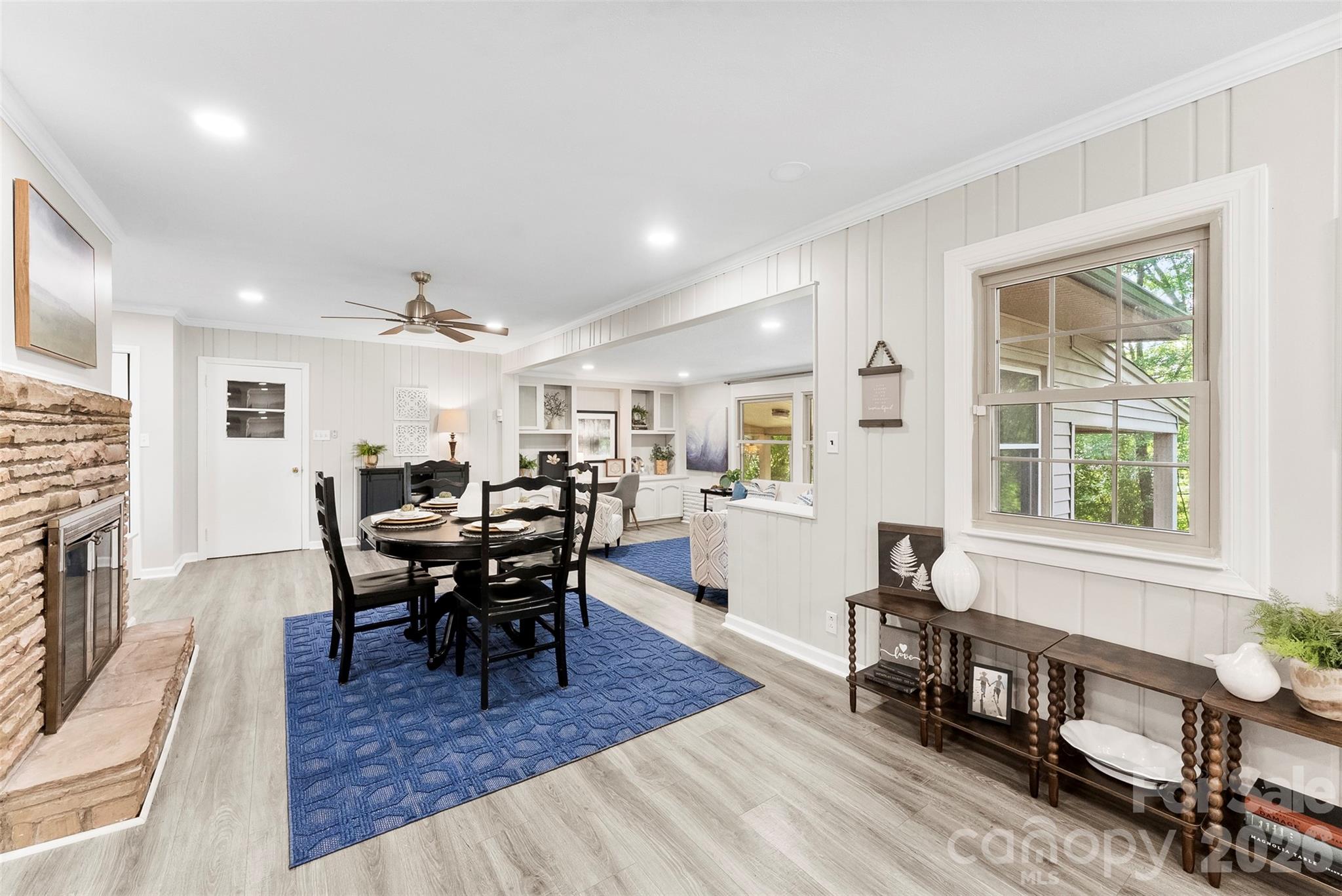 420 Downey Place Property Photo 8