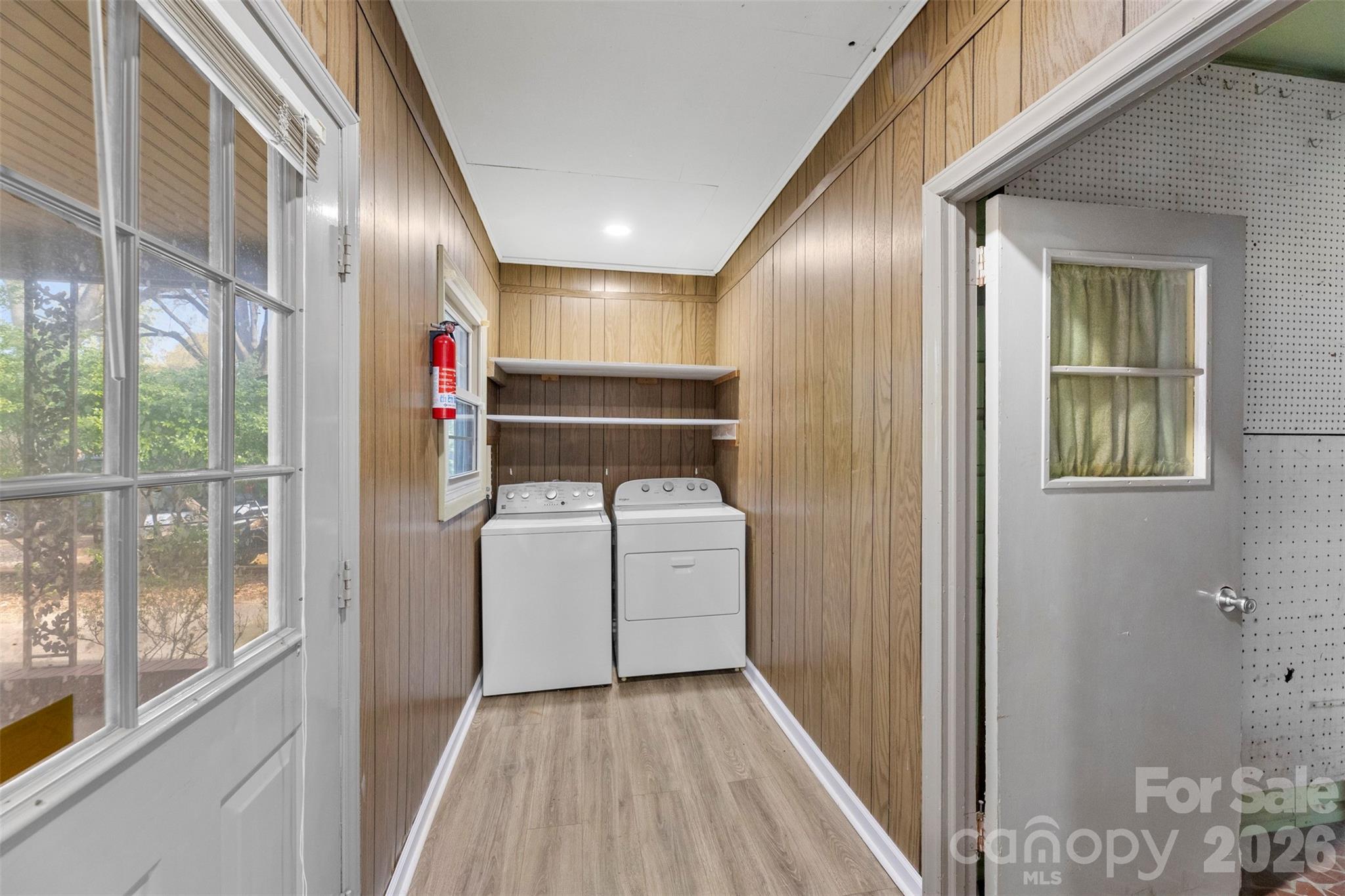 420 Downey Place Property Photo 19