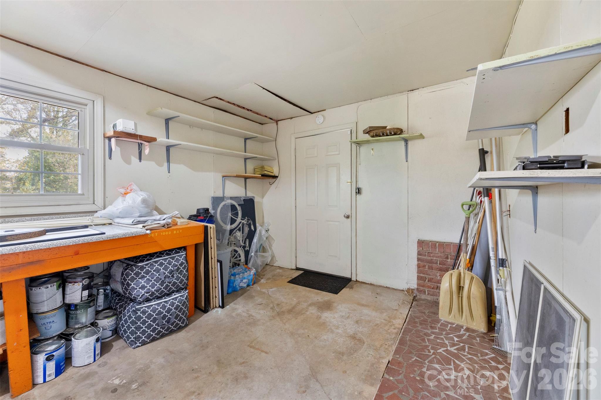 420 Downey Place Property Photo 20
