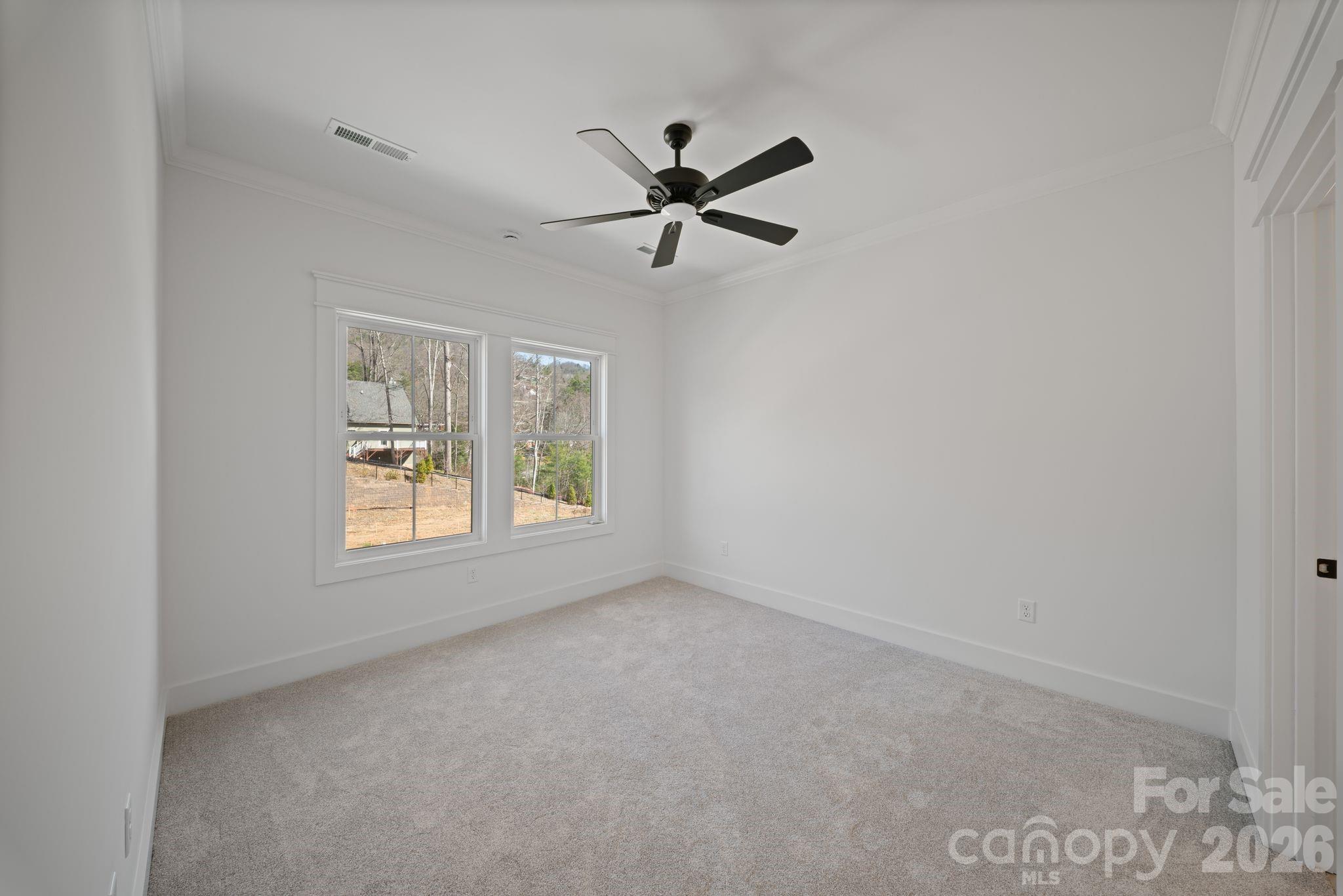 128 Collin Place 35 Property Photo 9