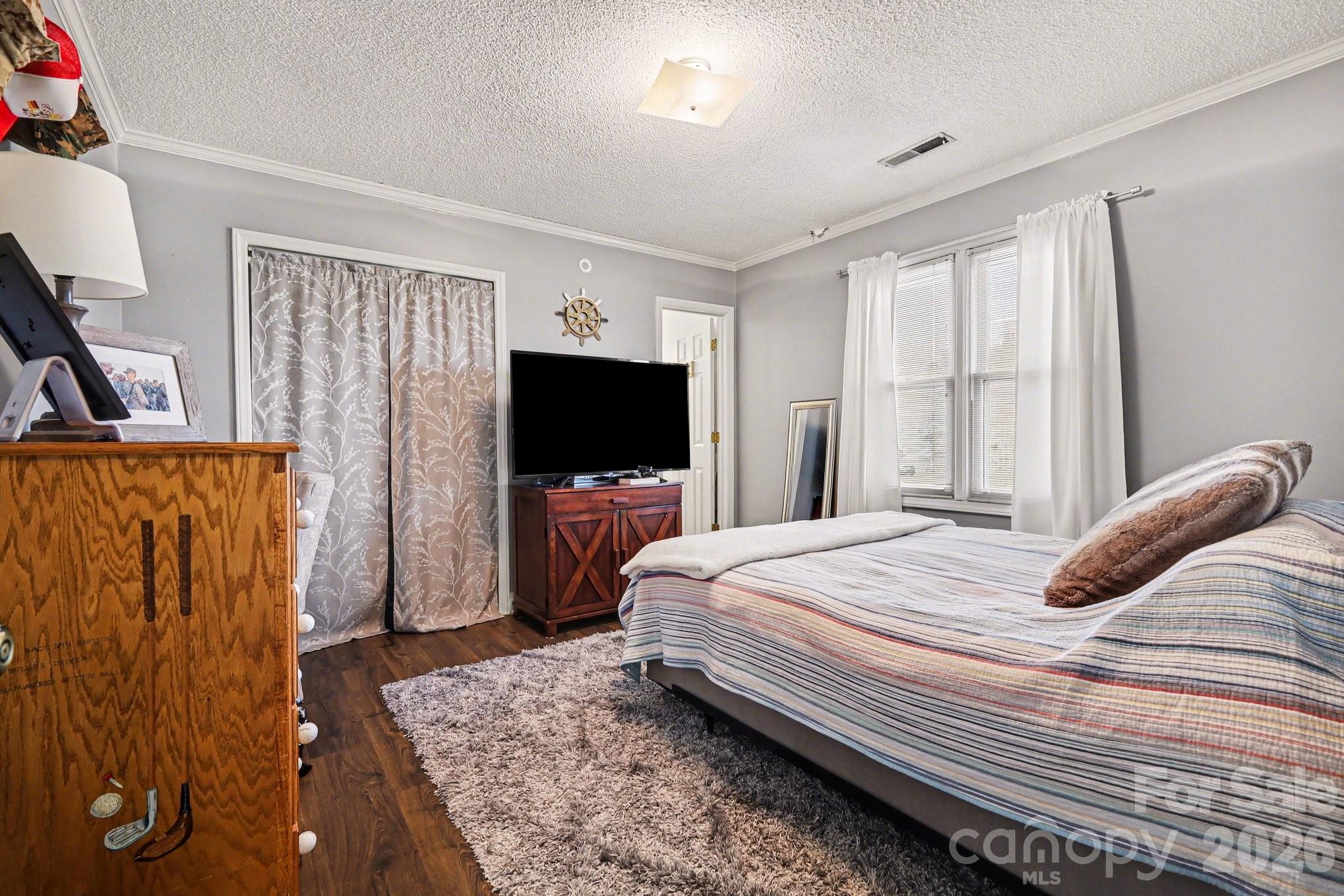 1162 Crestmont Drive Property Photo 19
