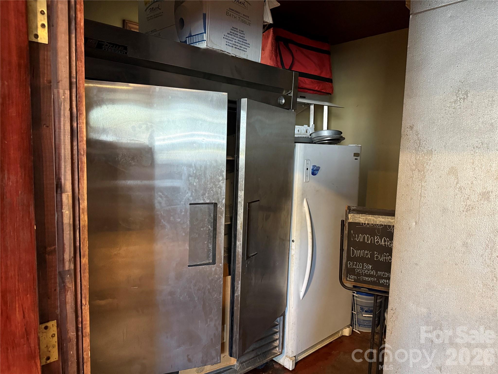 101 S Main Street Property Photo 23