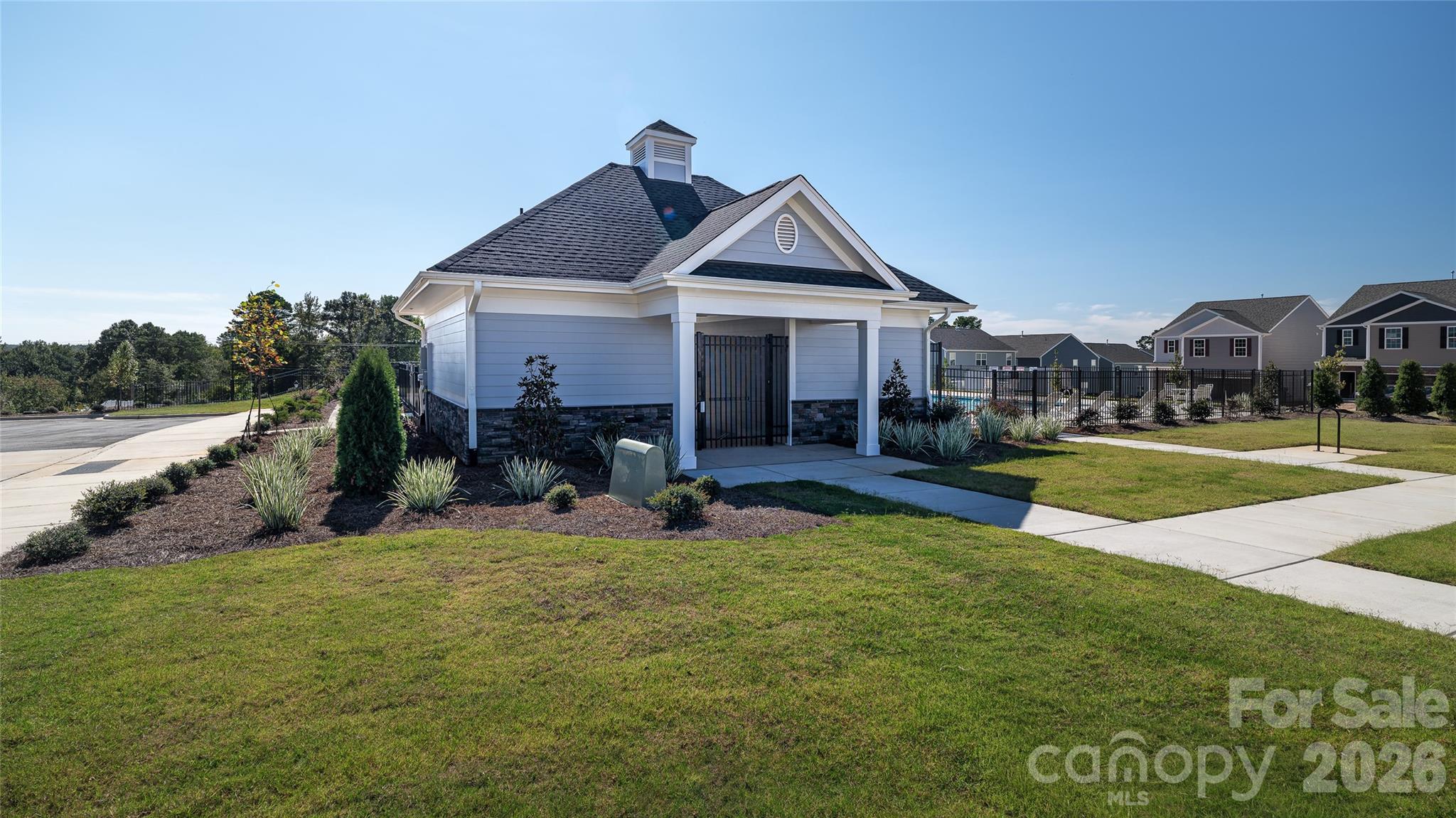 13154 Bristlehead Way Property Photo 7