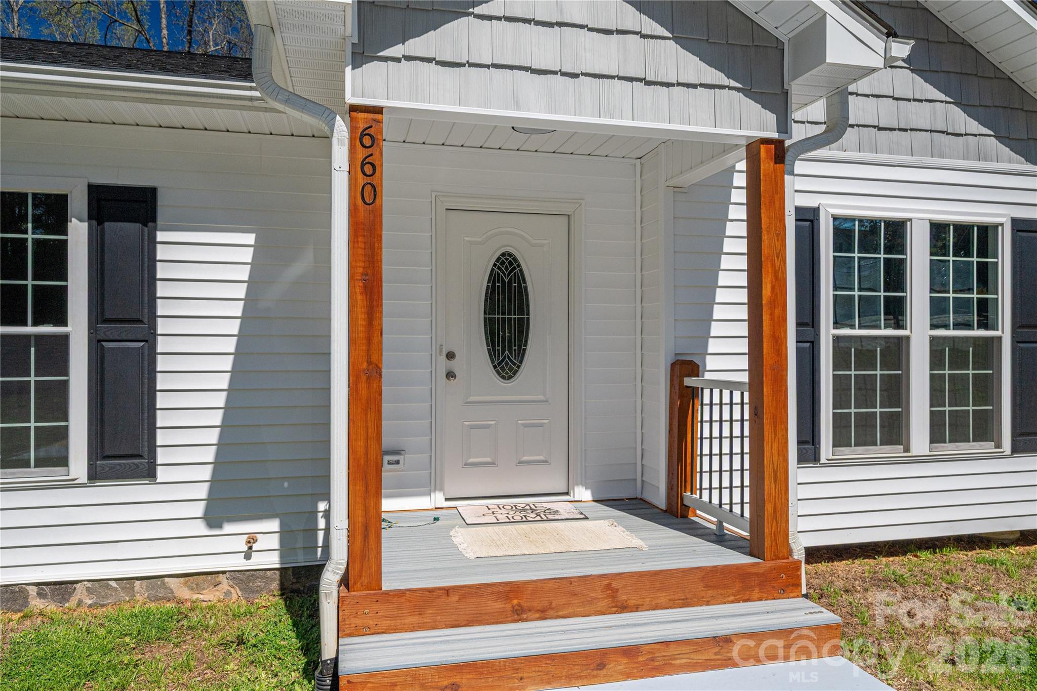 660 W 9th Street Property Photo 5