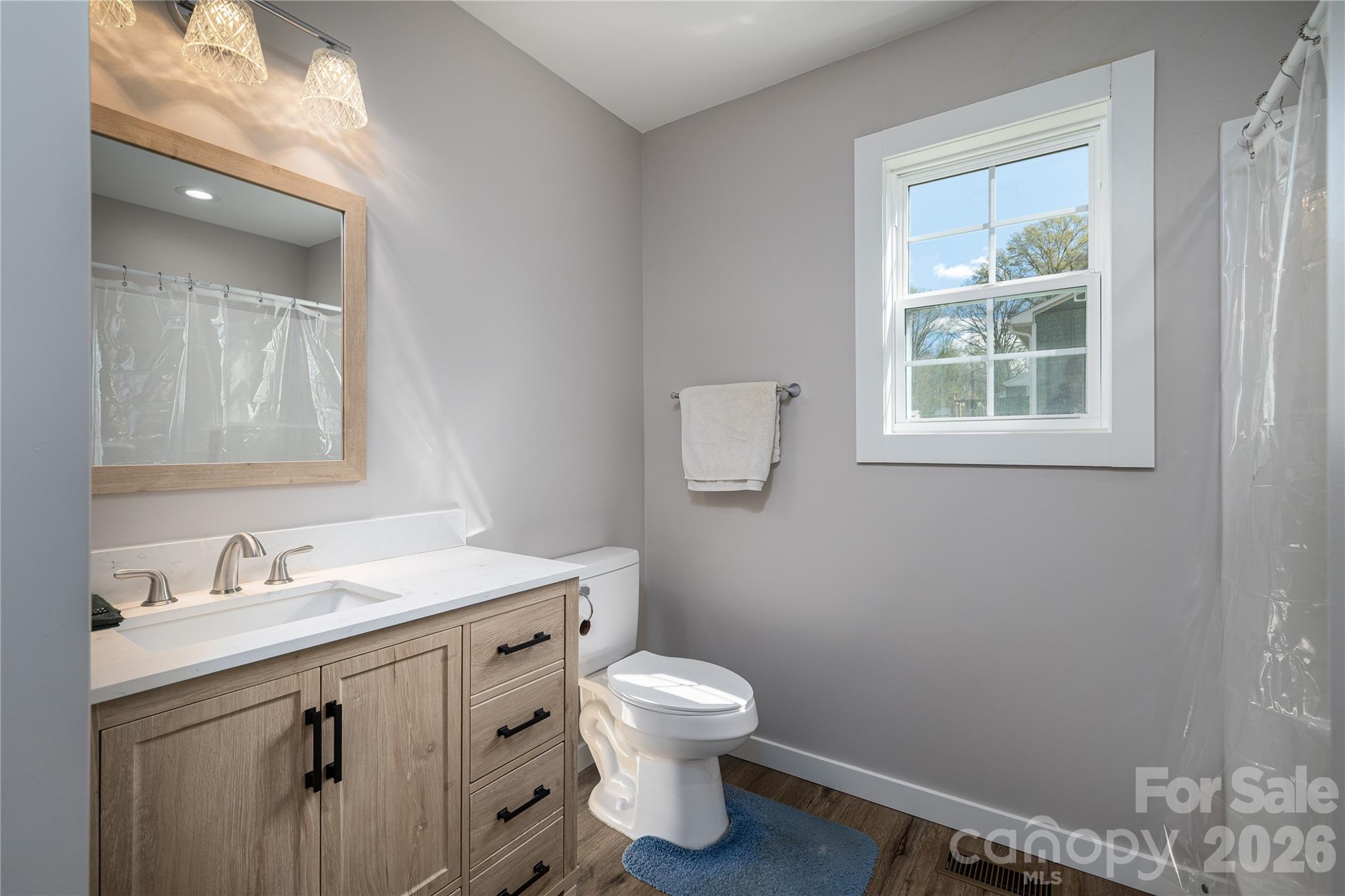 660 W 9th Street Property Photo 21