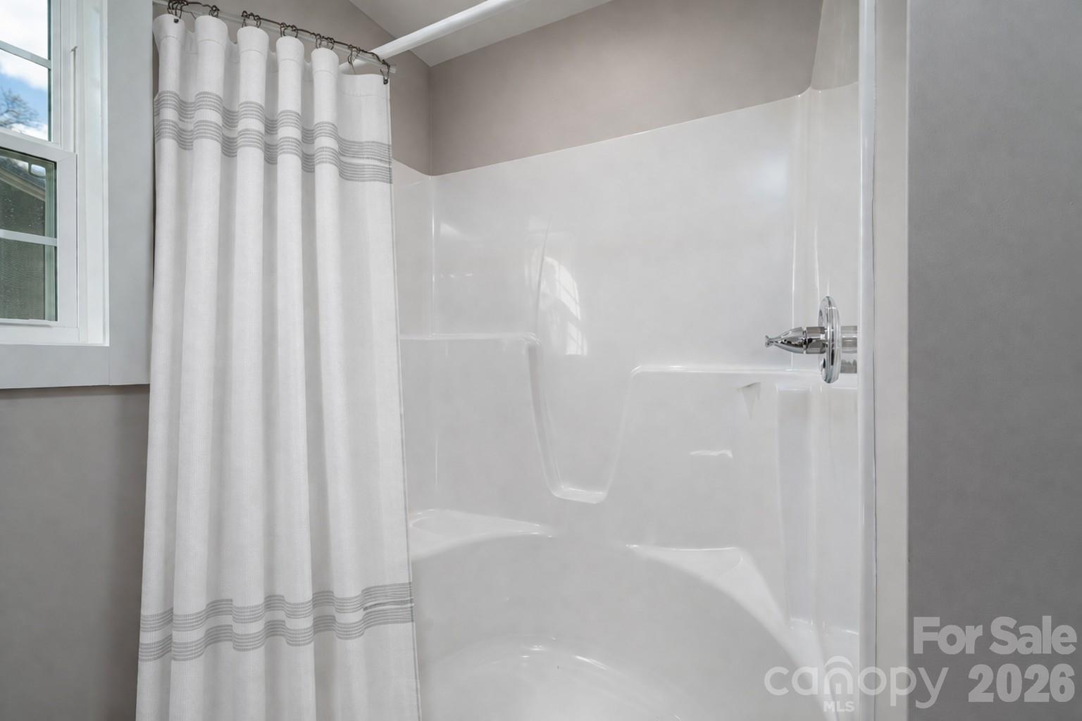 660 W 9th Street Property Photo 22