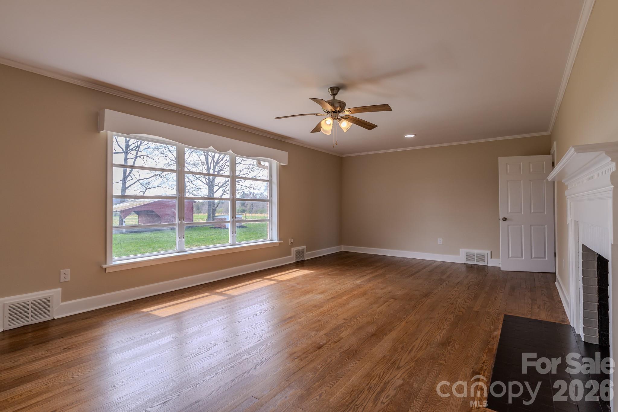 1217 Daniels Road Property Photo 11