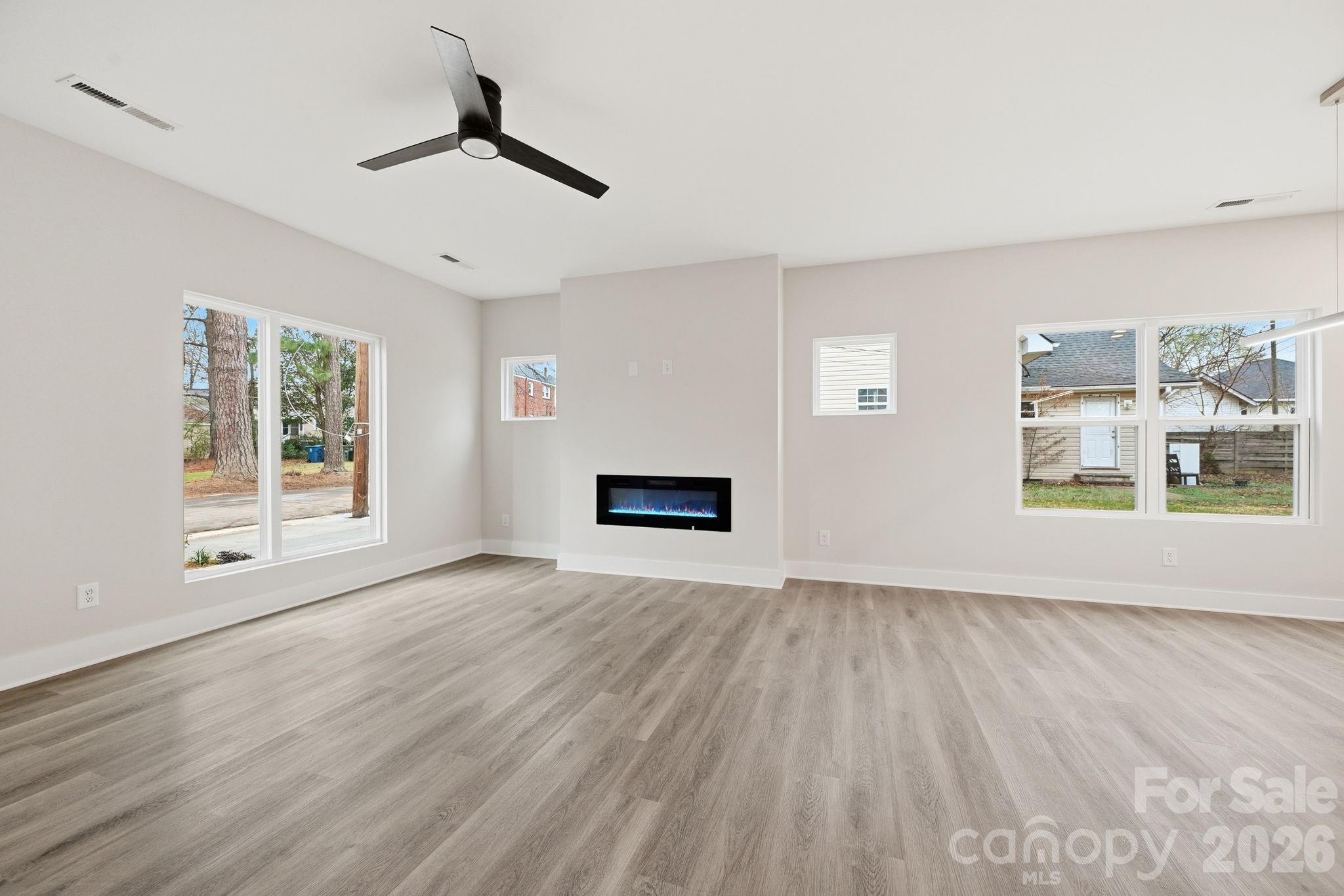 214 Chestnut Street Property Photo 3