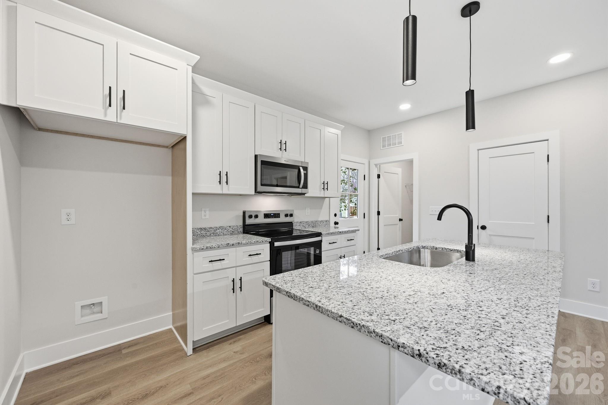 214 Chestnut Street Property Photo 5