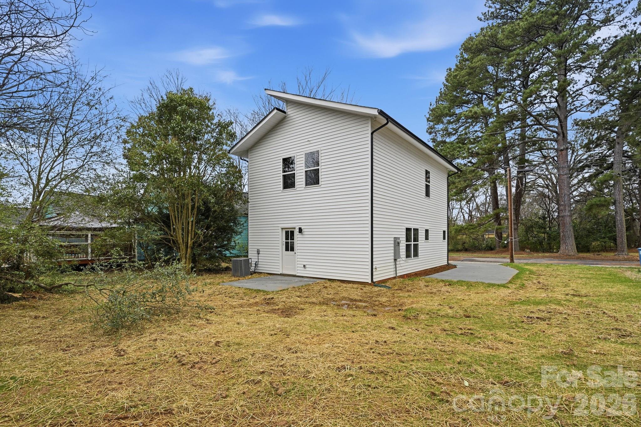 214 Chestnut Street Property Photo 13