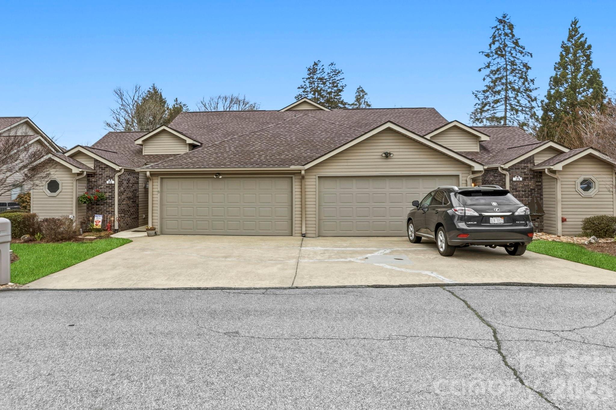 21 Tisha Lane Property Photo 5