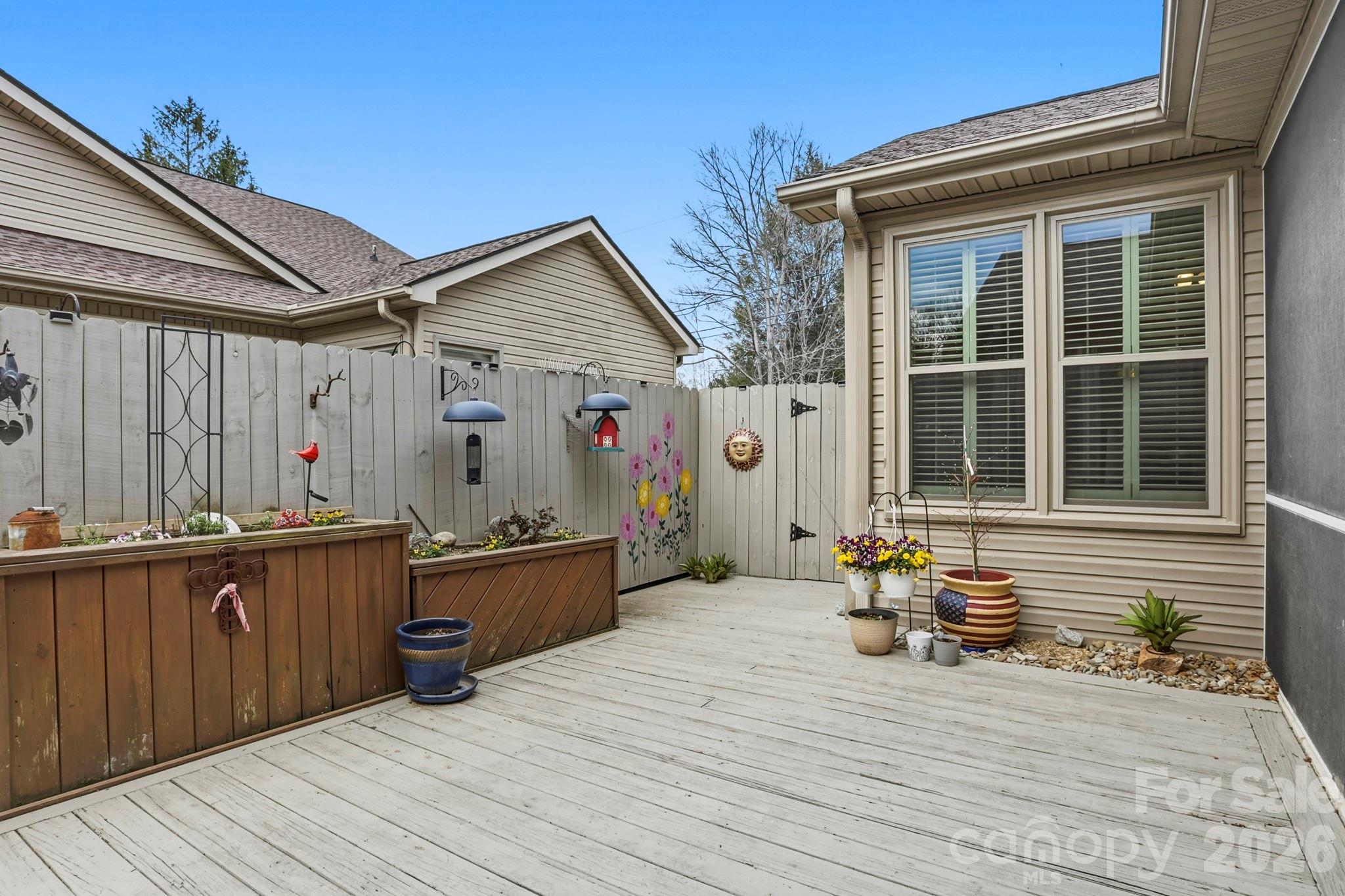 21 Tisha Lane Property Photo 7