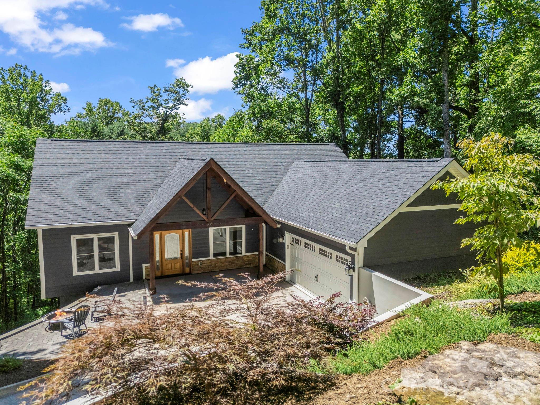 38 Scenic View Drive Property Photo 1