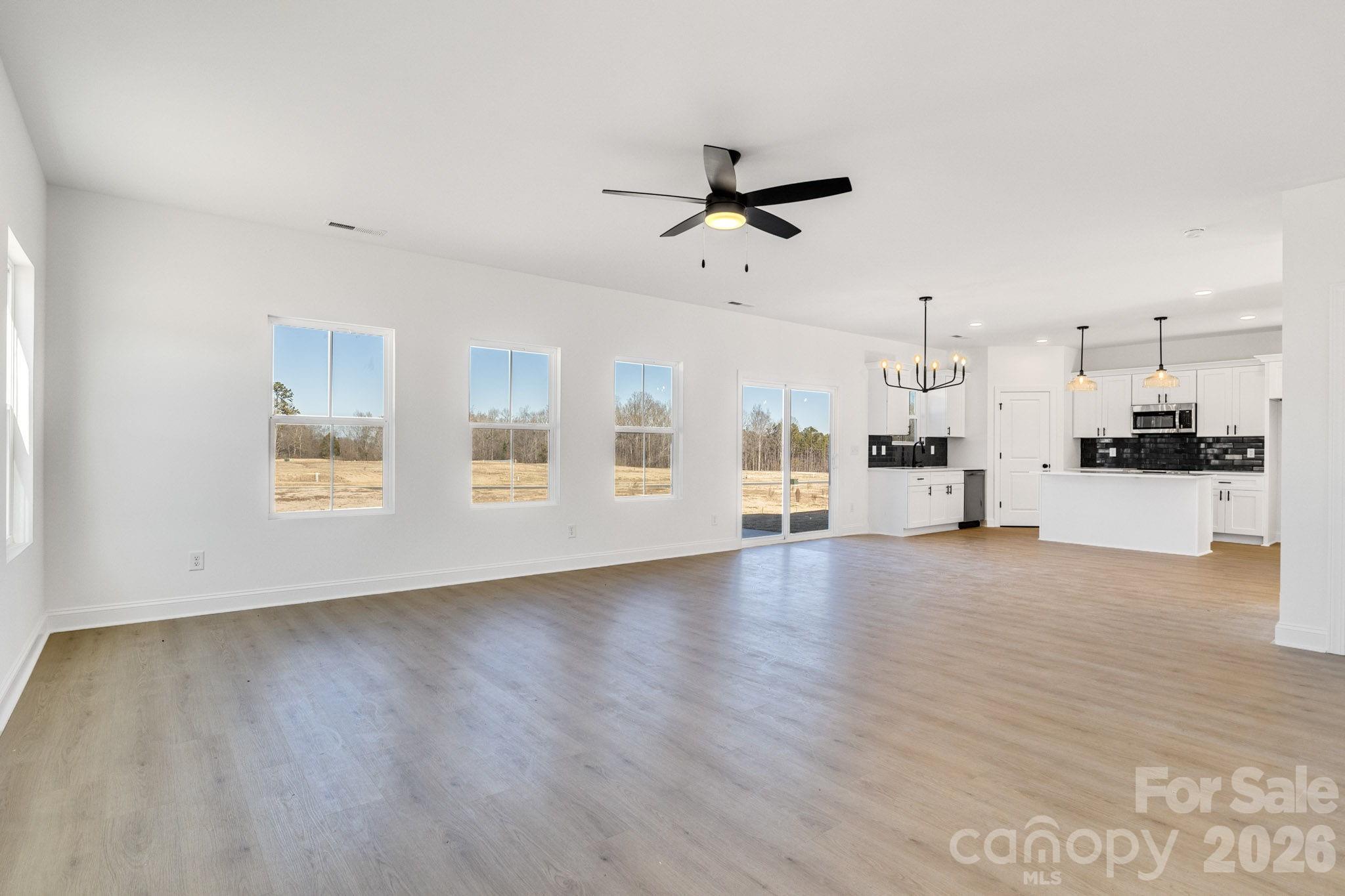 1335 Winged Way 4 Property Photo 8
