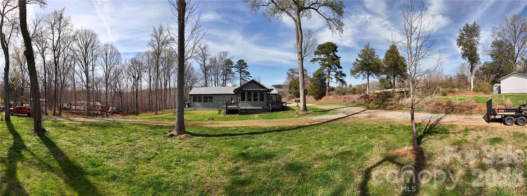 4107 Sandy Plains Road Property Photo 3