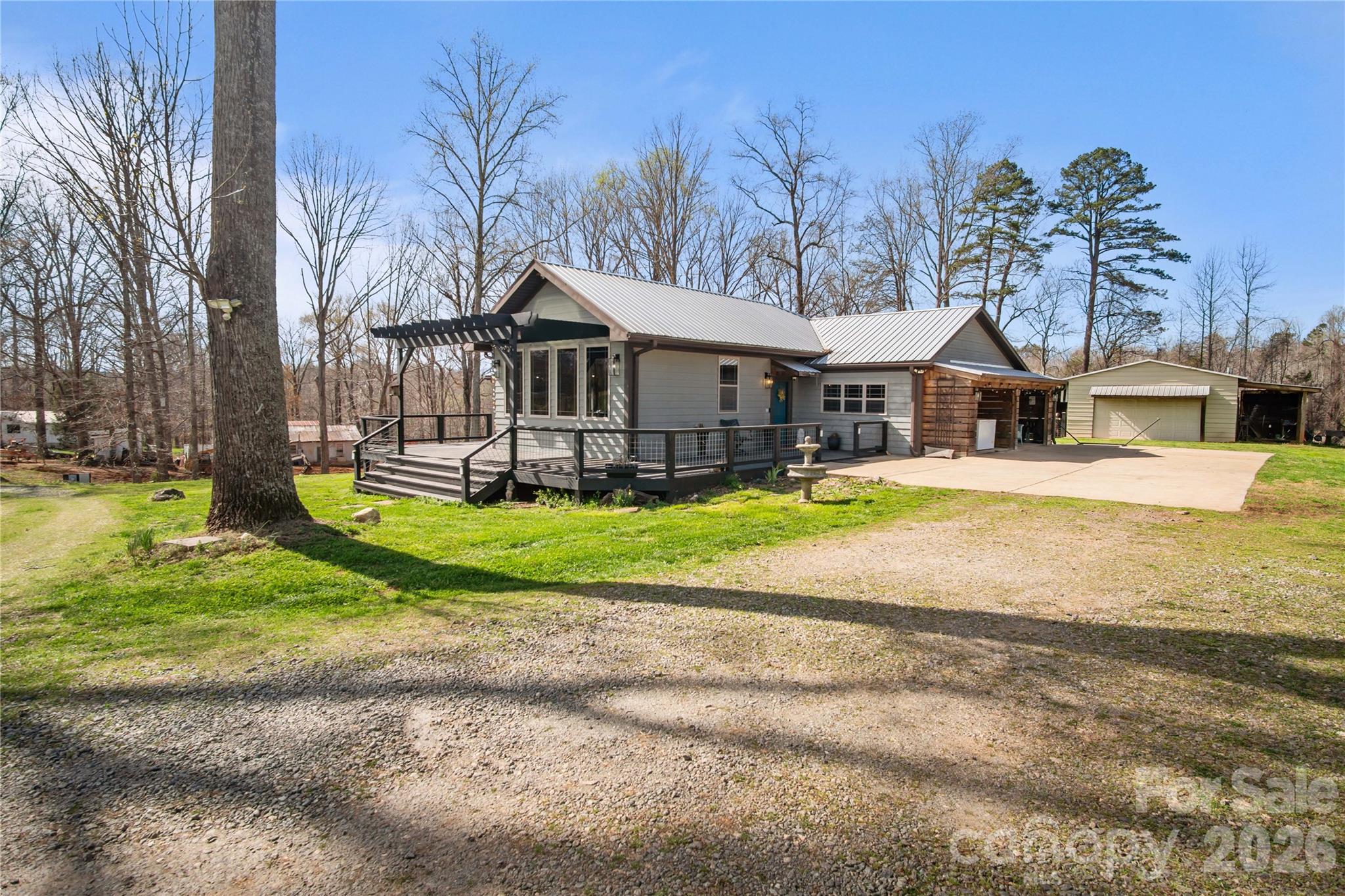 4107 Sandy Plains Road Property Photo 9