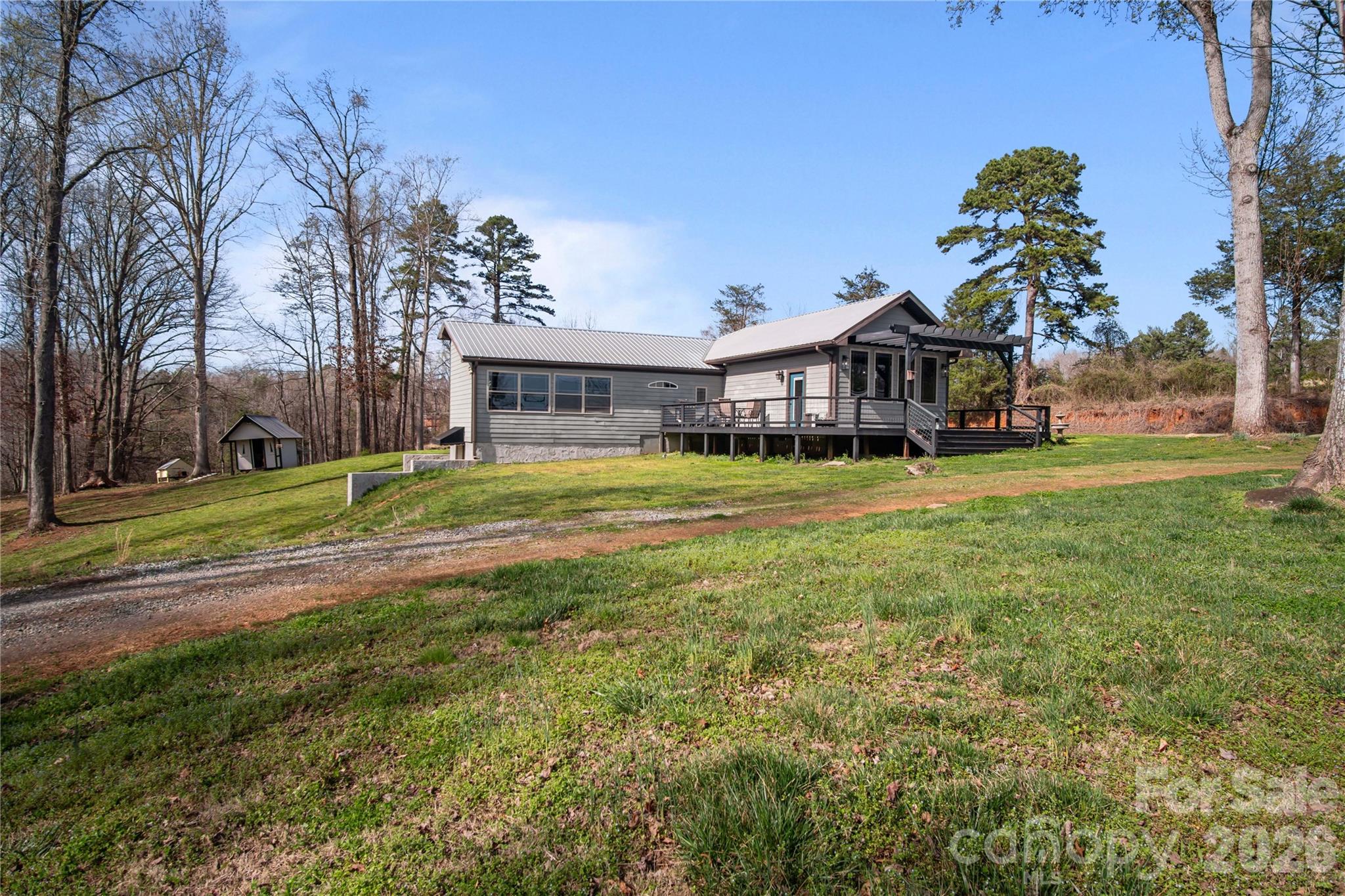 4107 Sandy Plains Road Property Photo 14