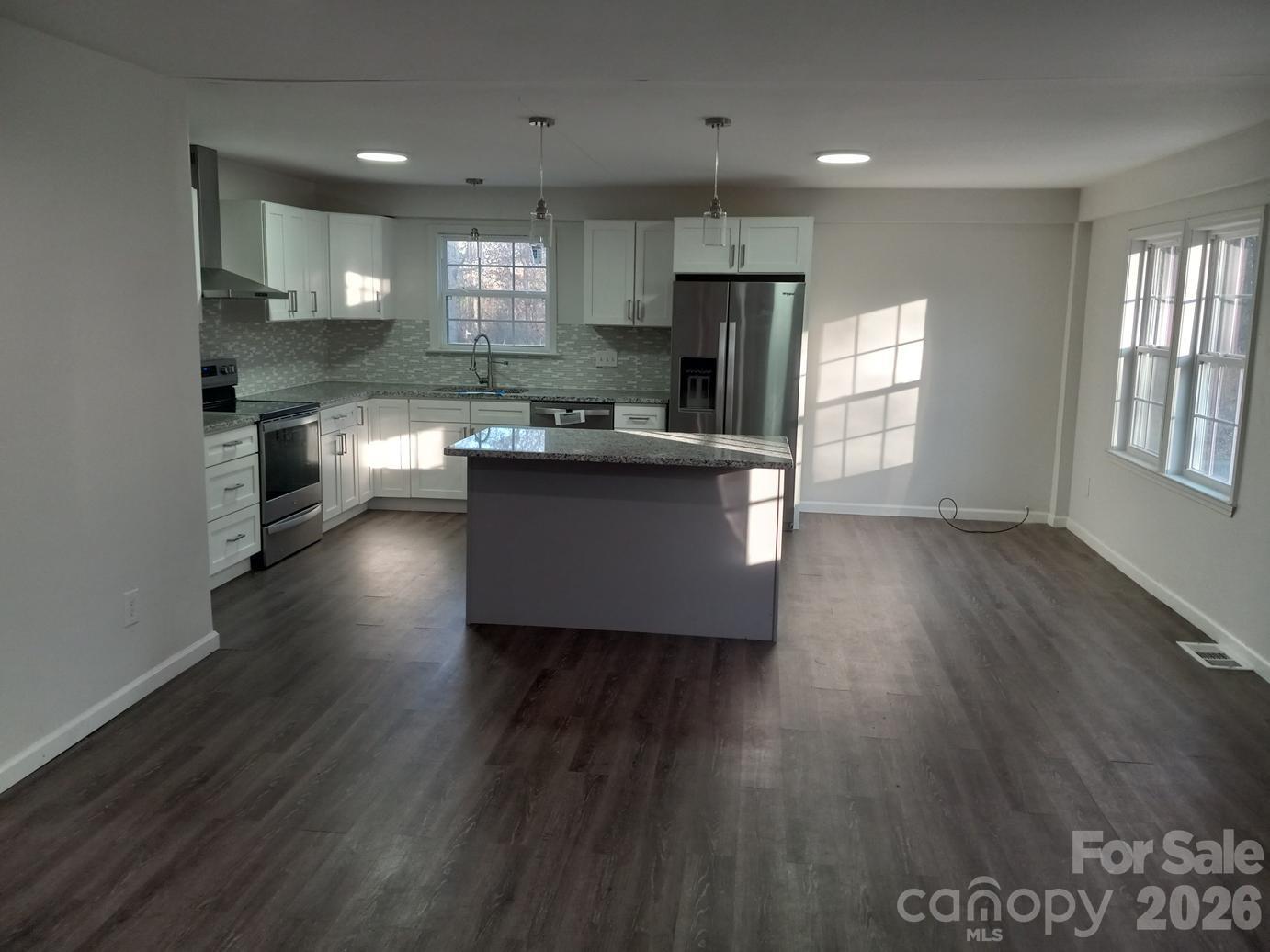 1110 Cherry Mountain Road Property Photo 4