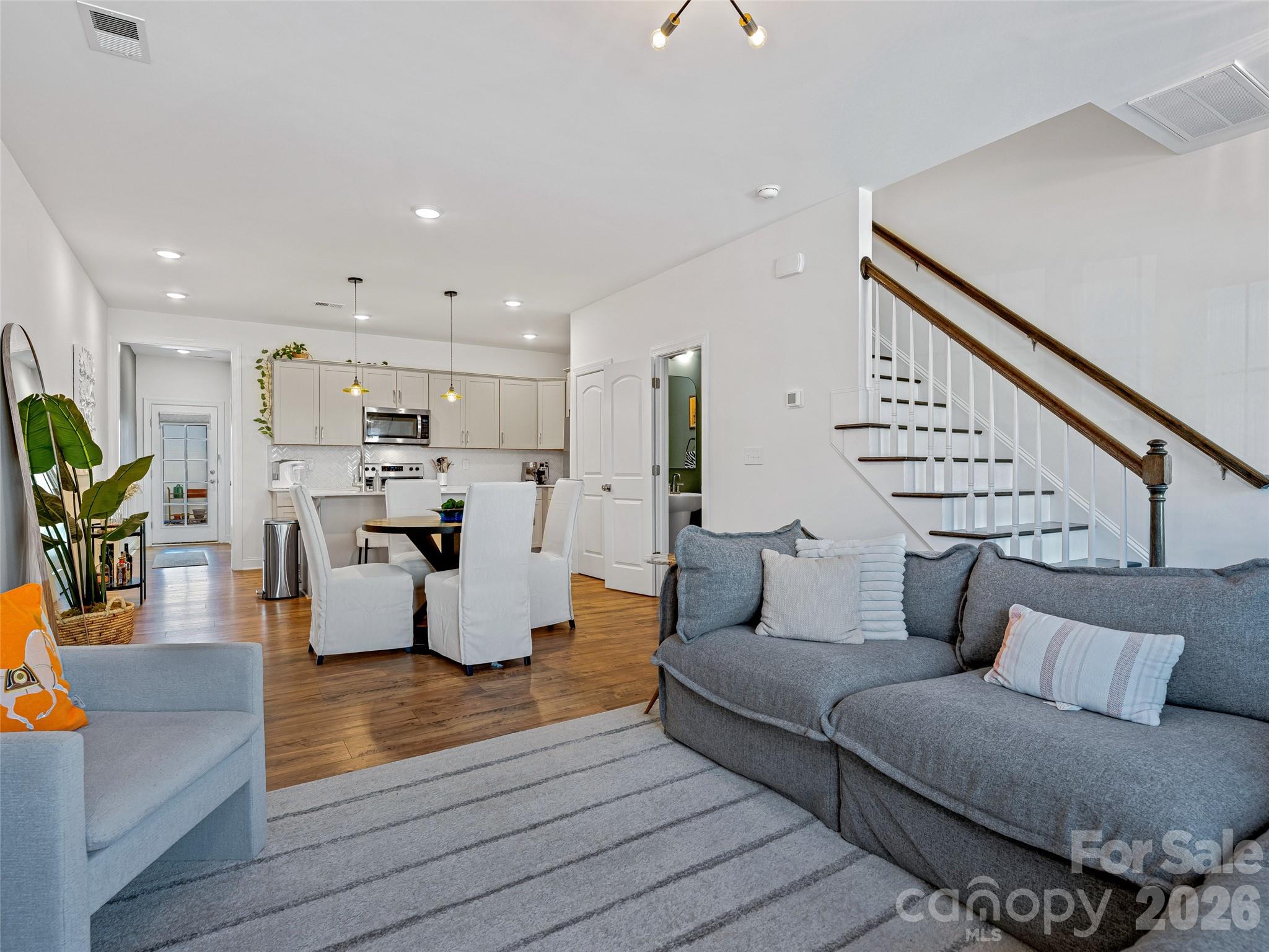 56 Walnut Springs Drive Property Photo 8