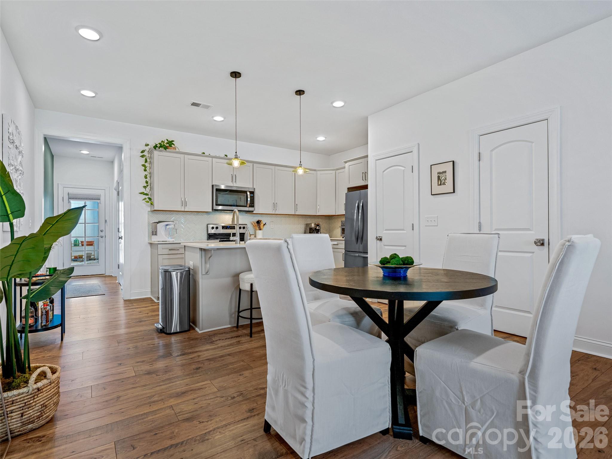 56 Walnut Springs Drive Property Photo 11