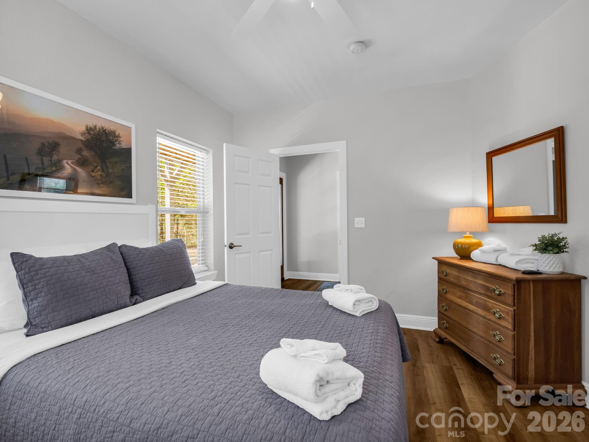 121 Fern Loop Property Photo 19