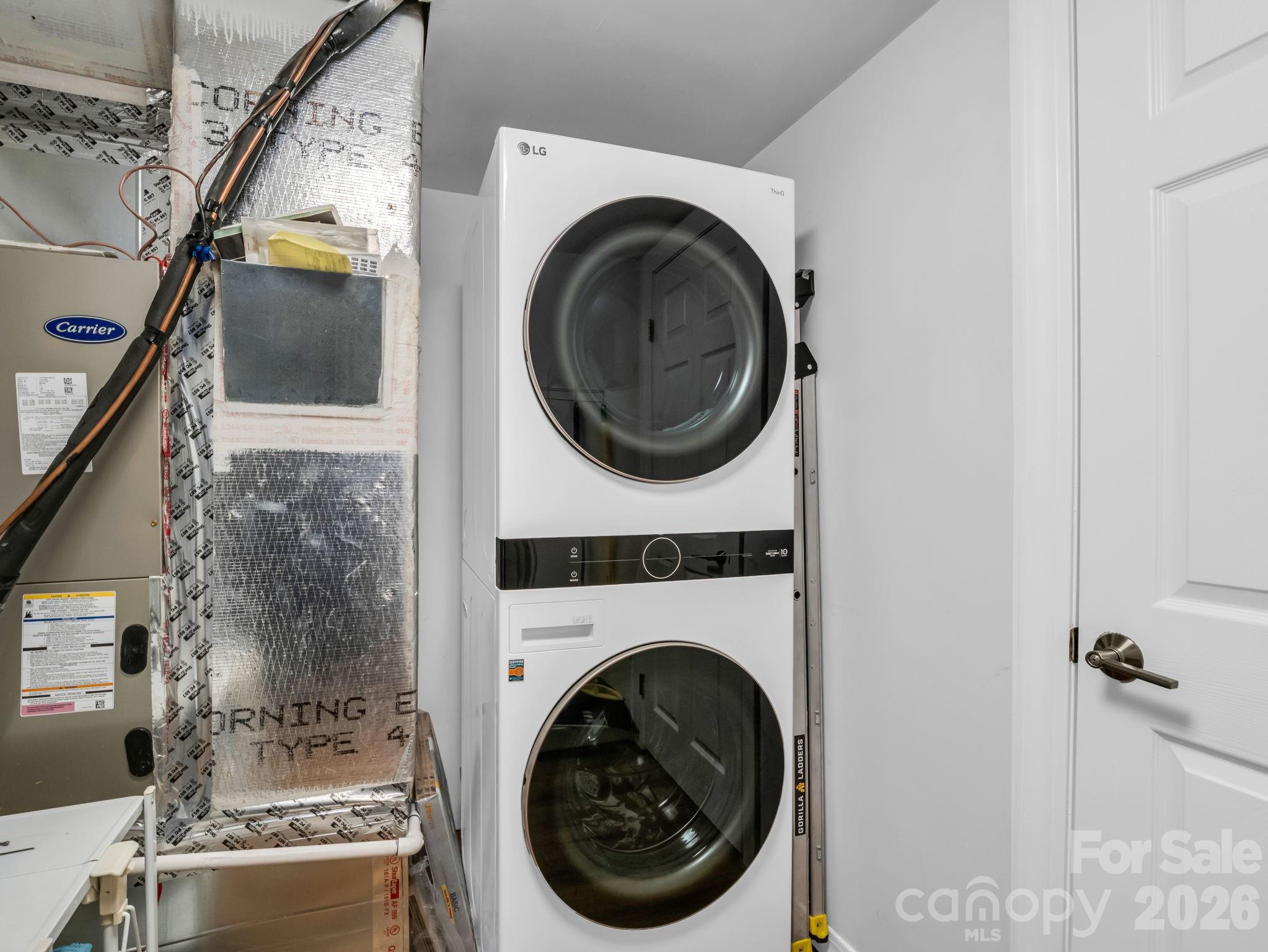 121 Fern Loop Property Photo 23