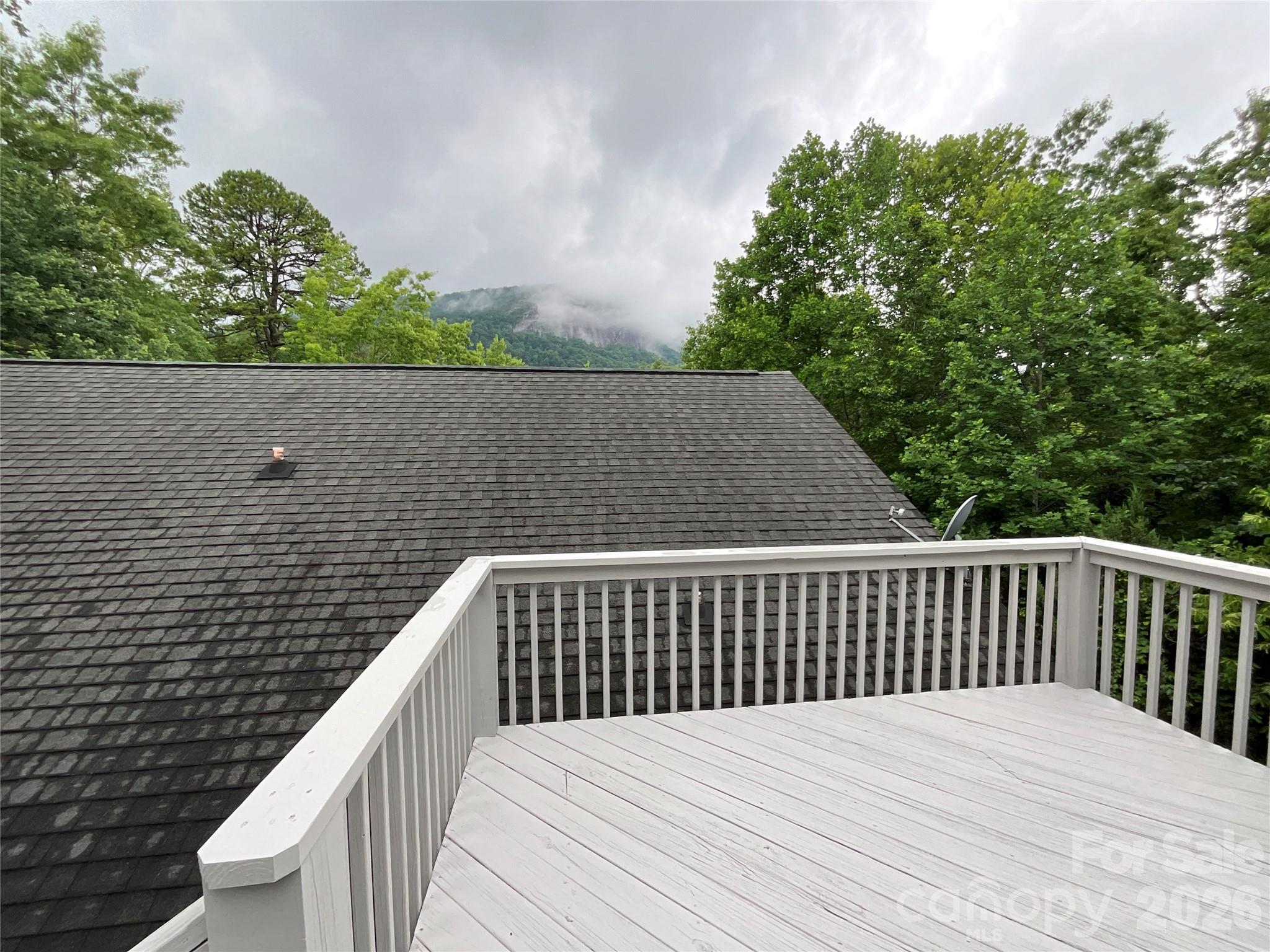 121 Fern Loop Property Photo 27