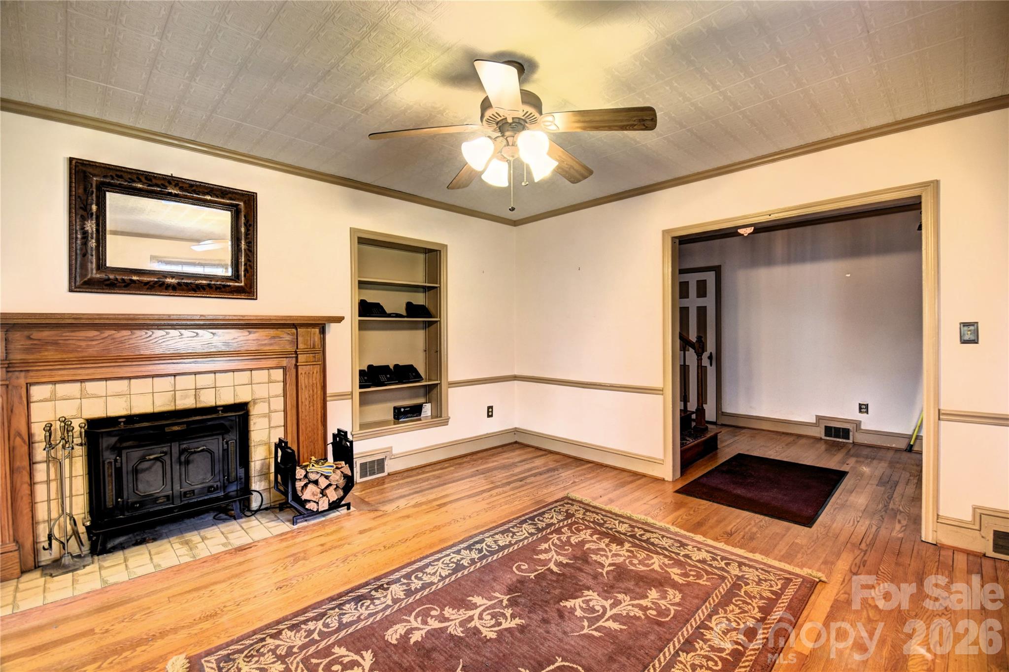 492 S Main Street Property Photo 10