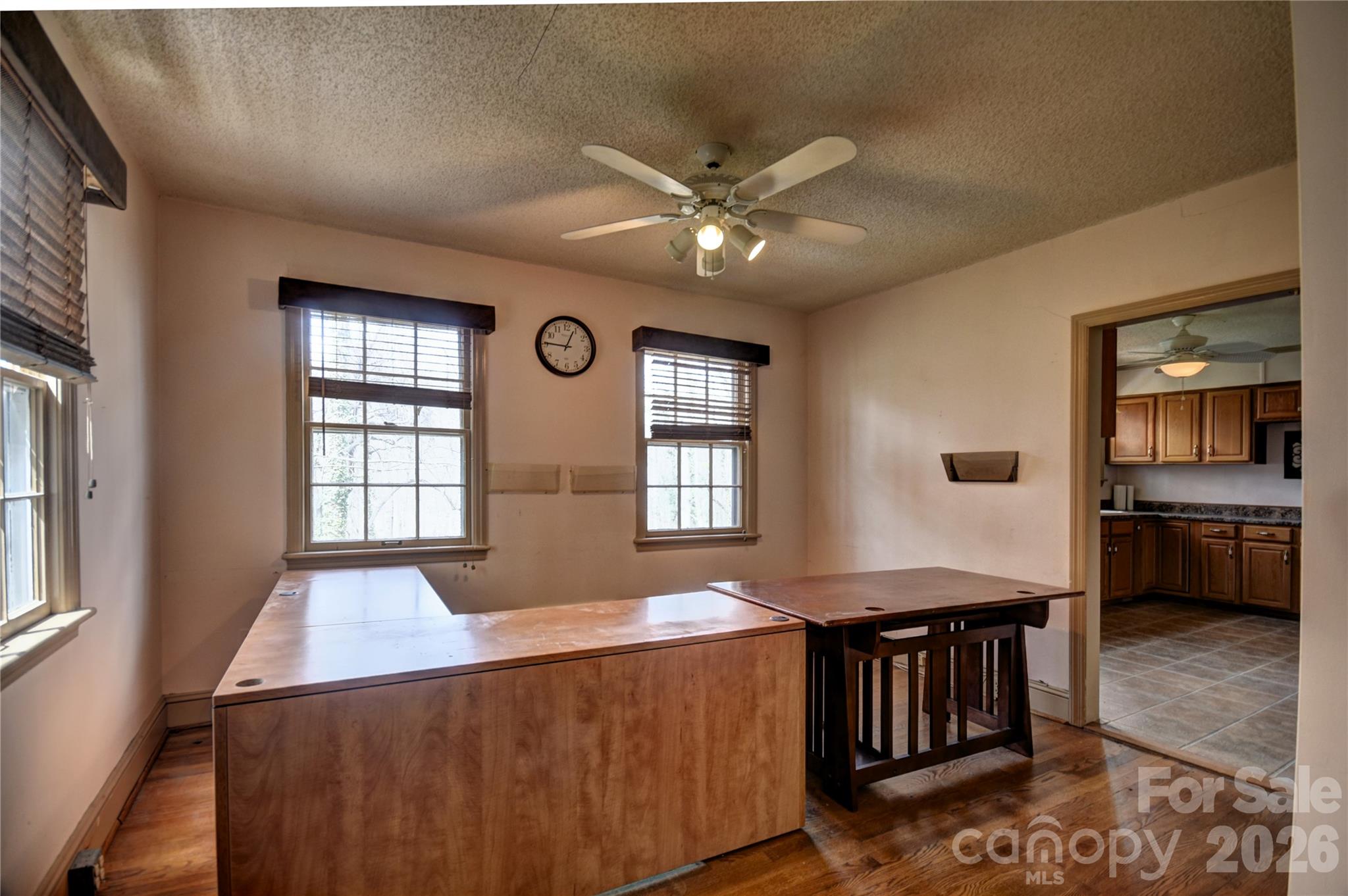 492 S Main Street Property Photo 12