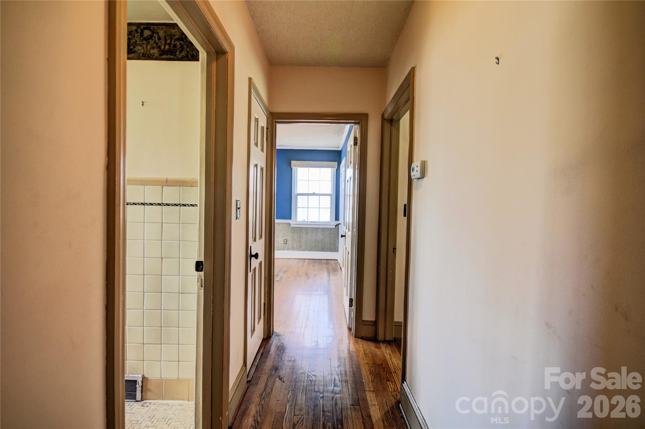 492 S Main Street Property Photo 16
