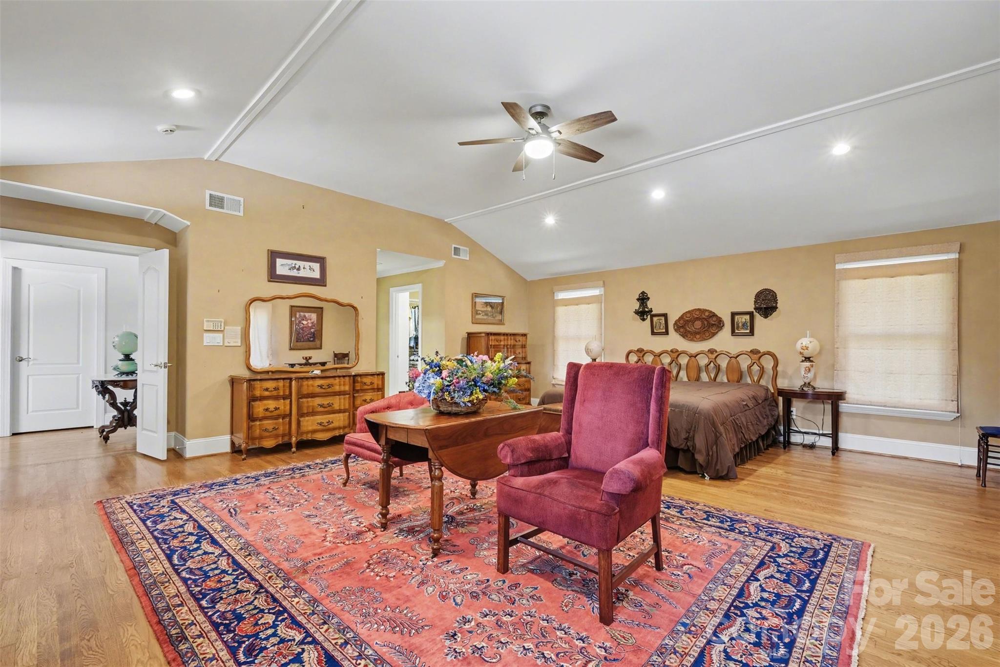 746 Grandview Drive Property Photo 37