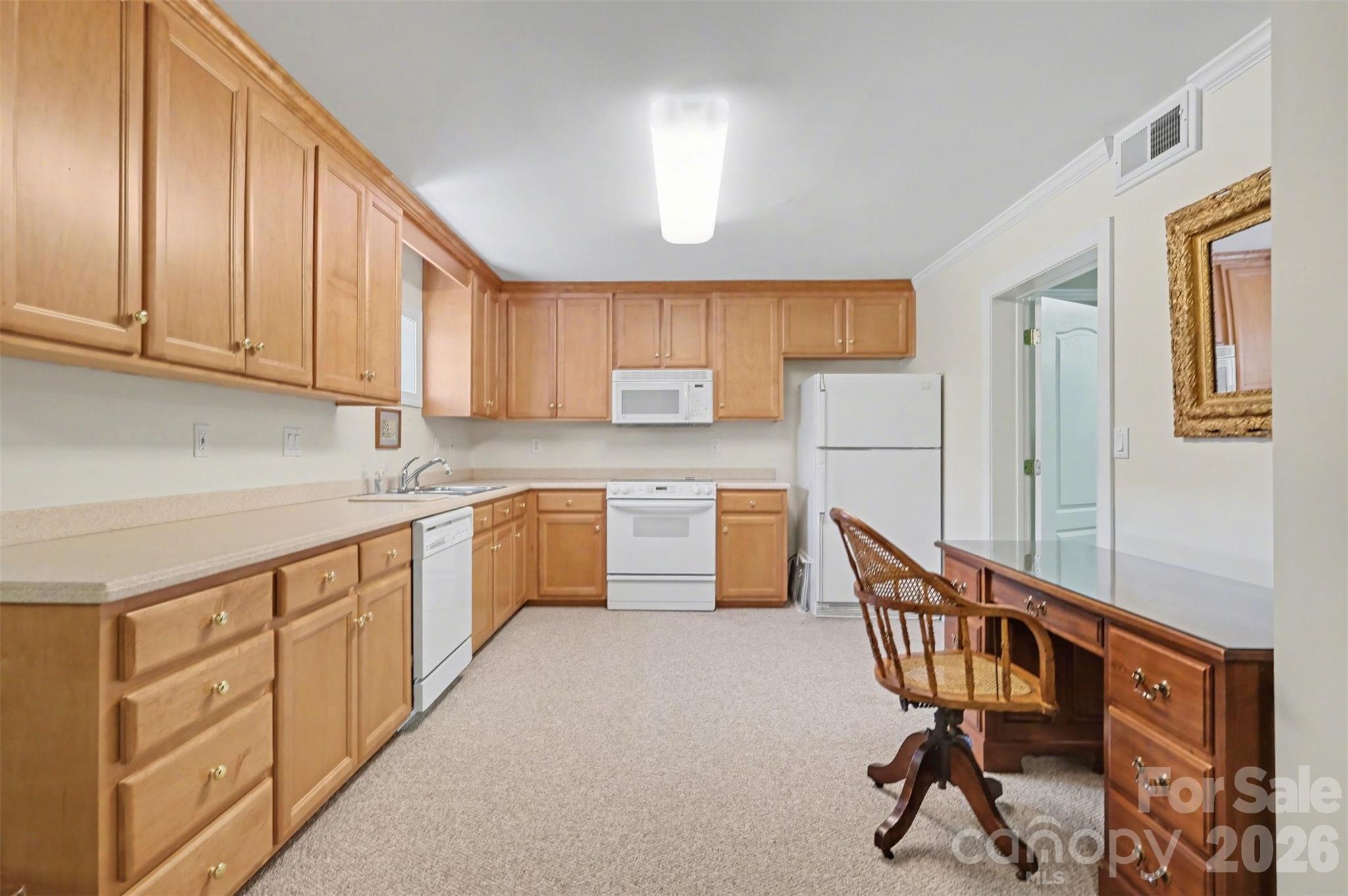 746 Grandview Drive Property Photo 46