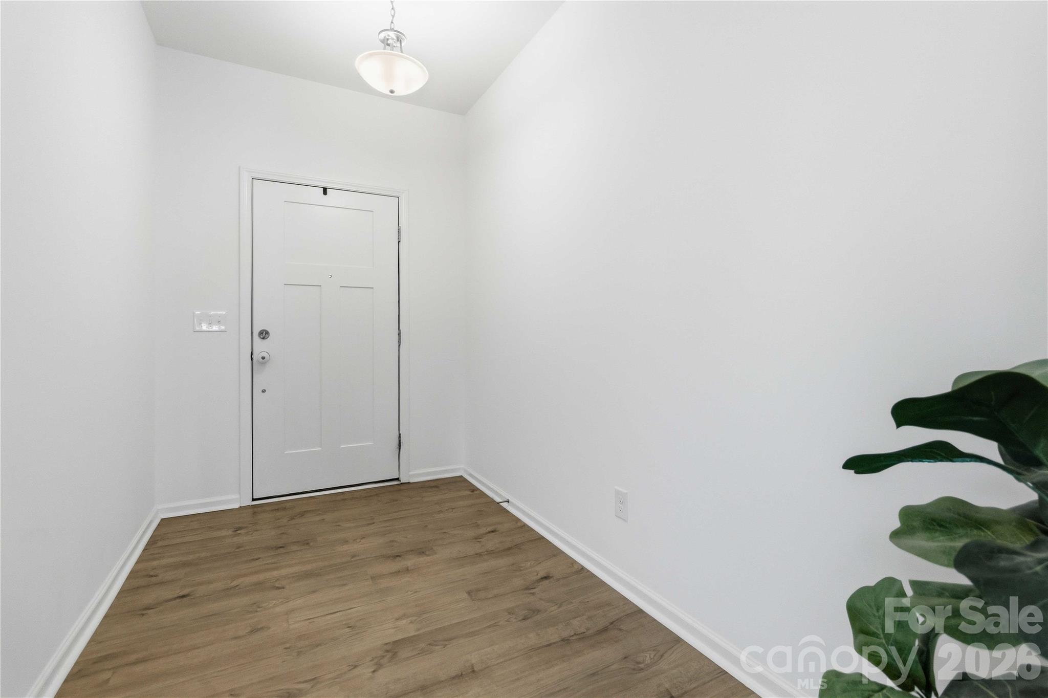 6351 Clarisse Drive Property Photo 5