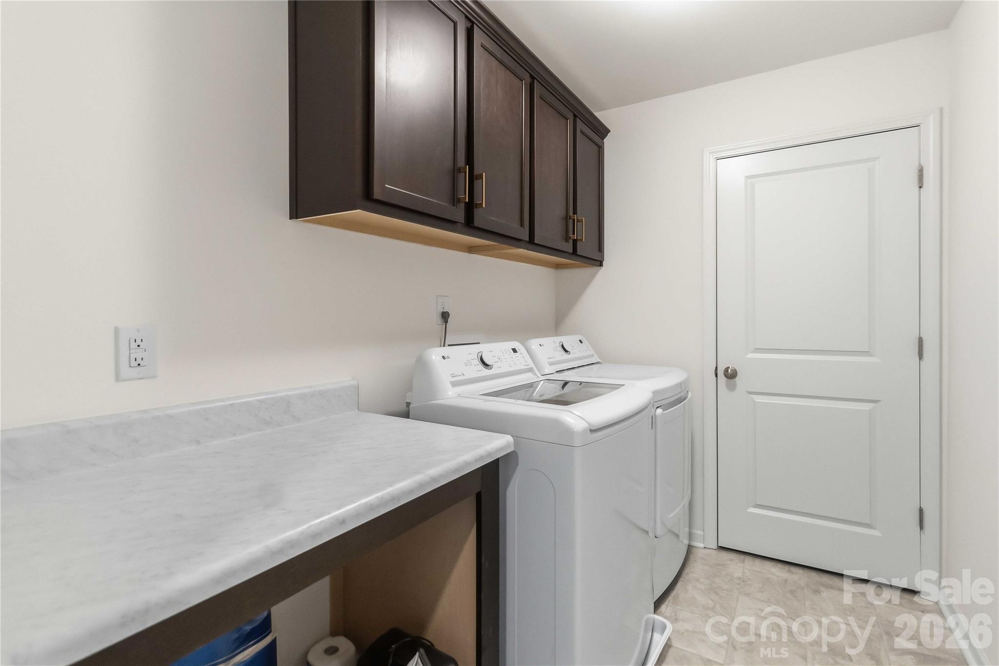 6351 Clarisse Drive Property Photo 32