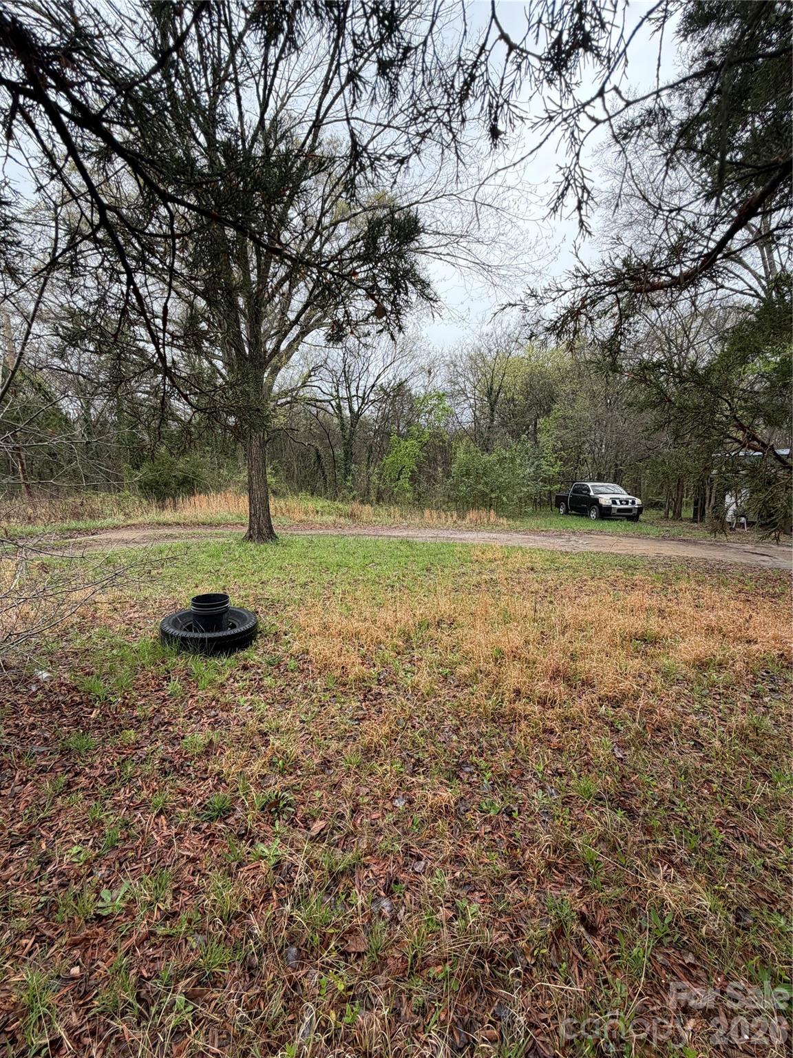 257 Hall Avenue Property Photo 2