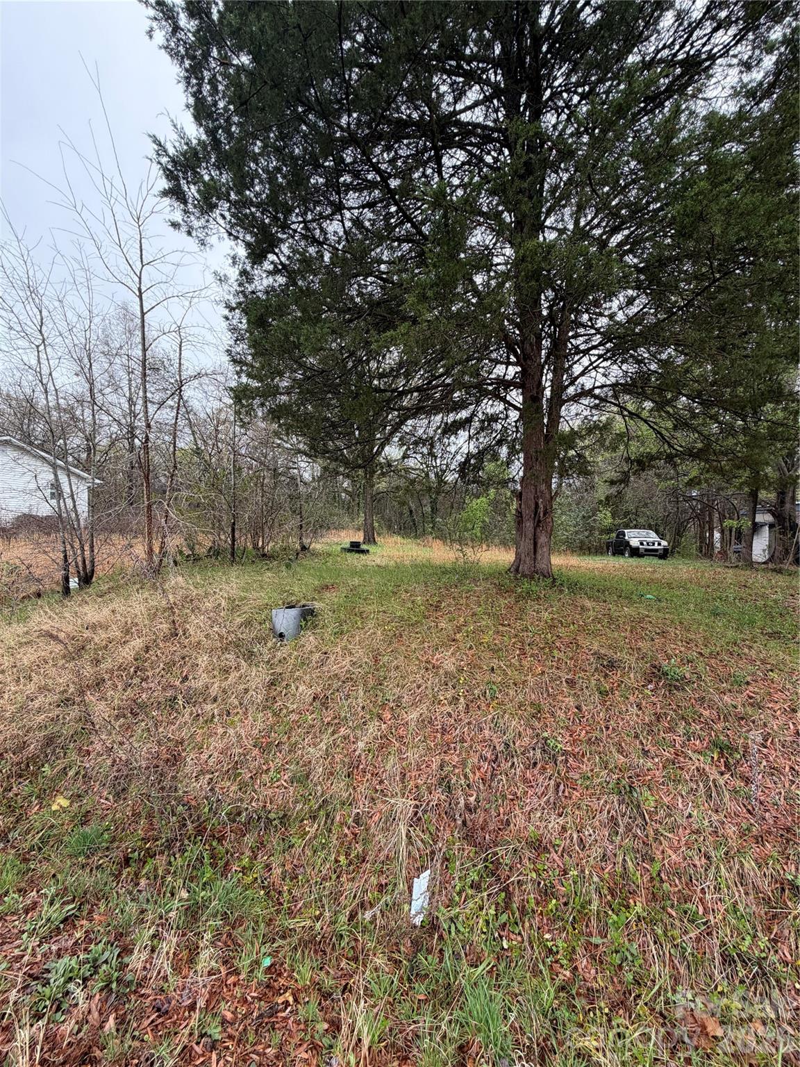257 Hall Avenue Property Photo 4
