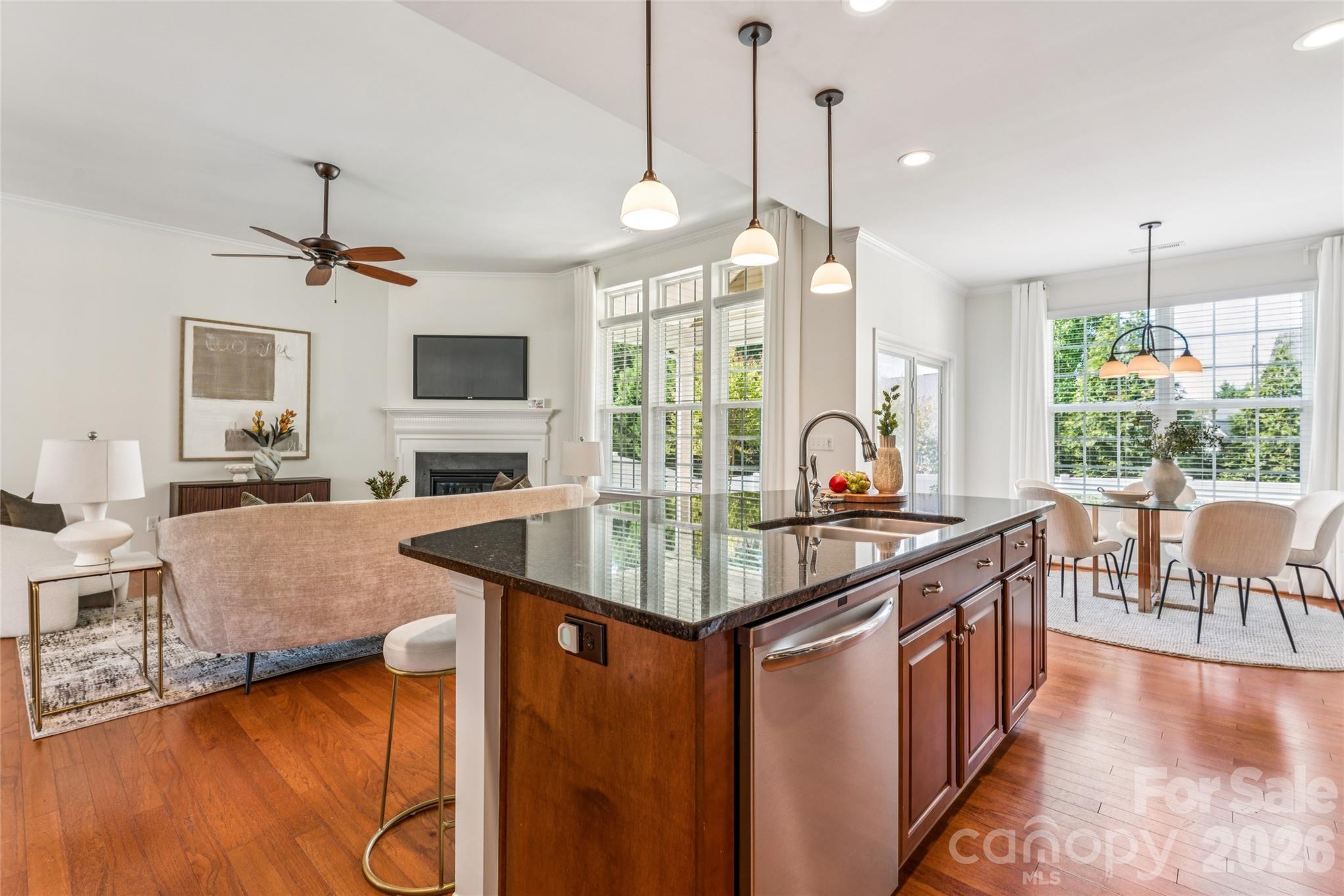2632 New Haven Street Property Photo 8